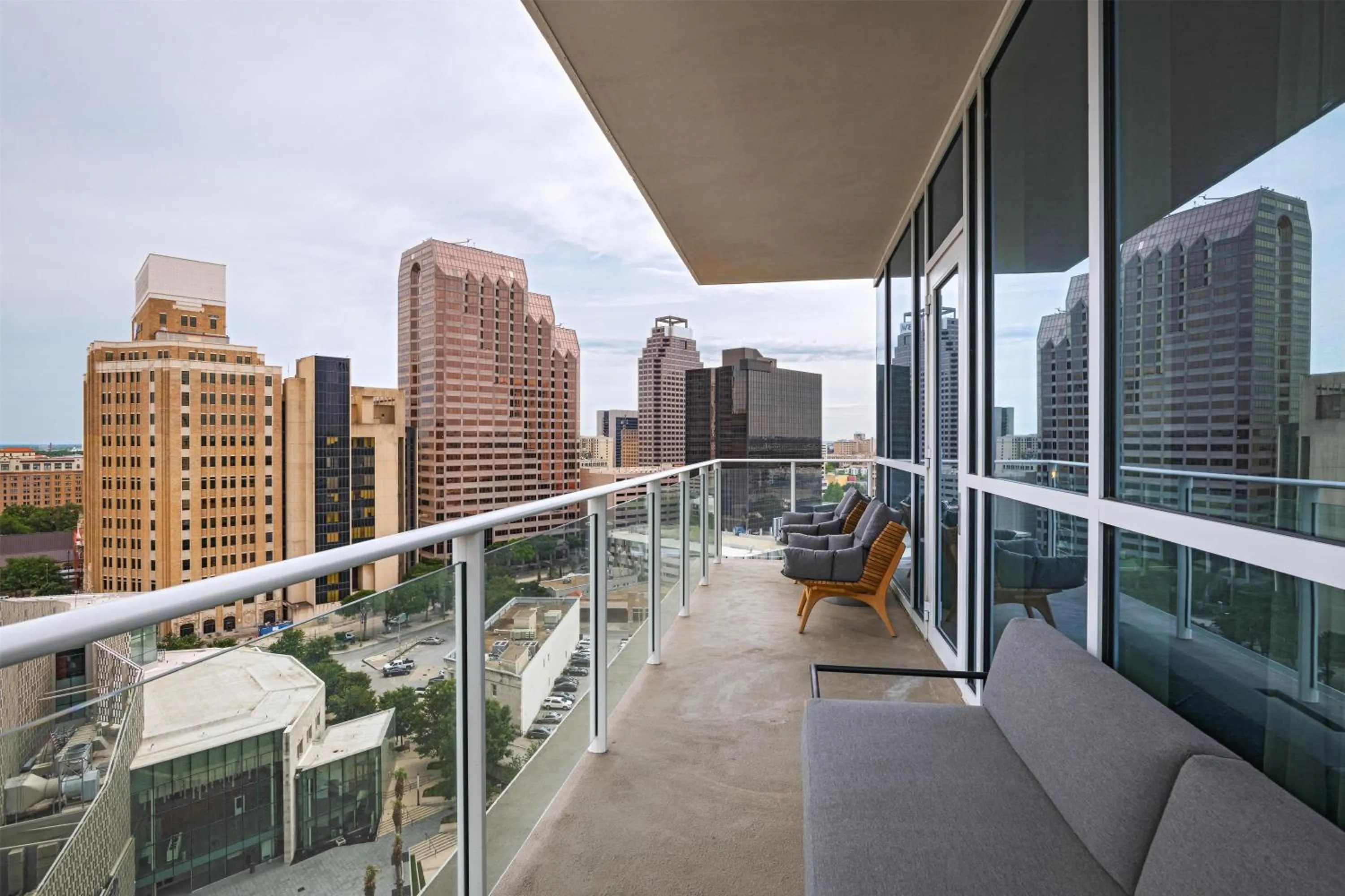 Photo of the whole room in Thompson San Antonio - Riverwalk, by Hyatt