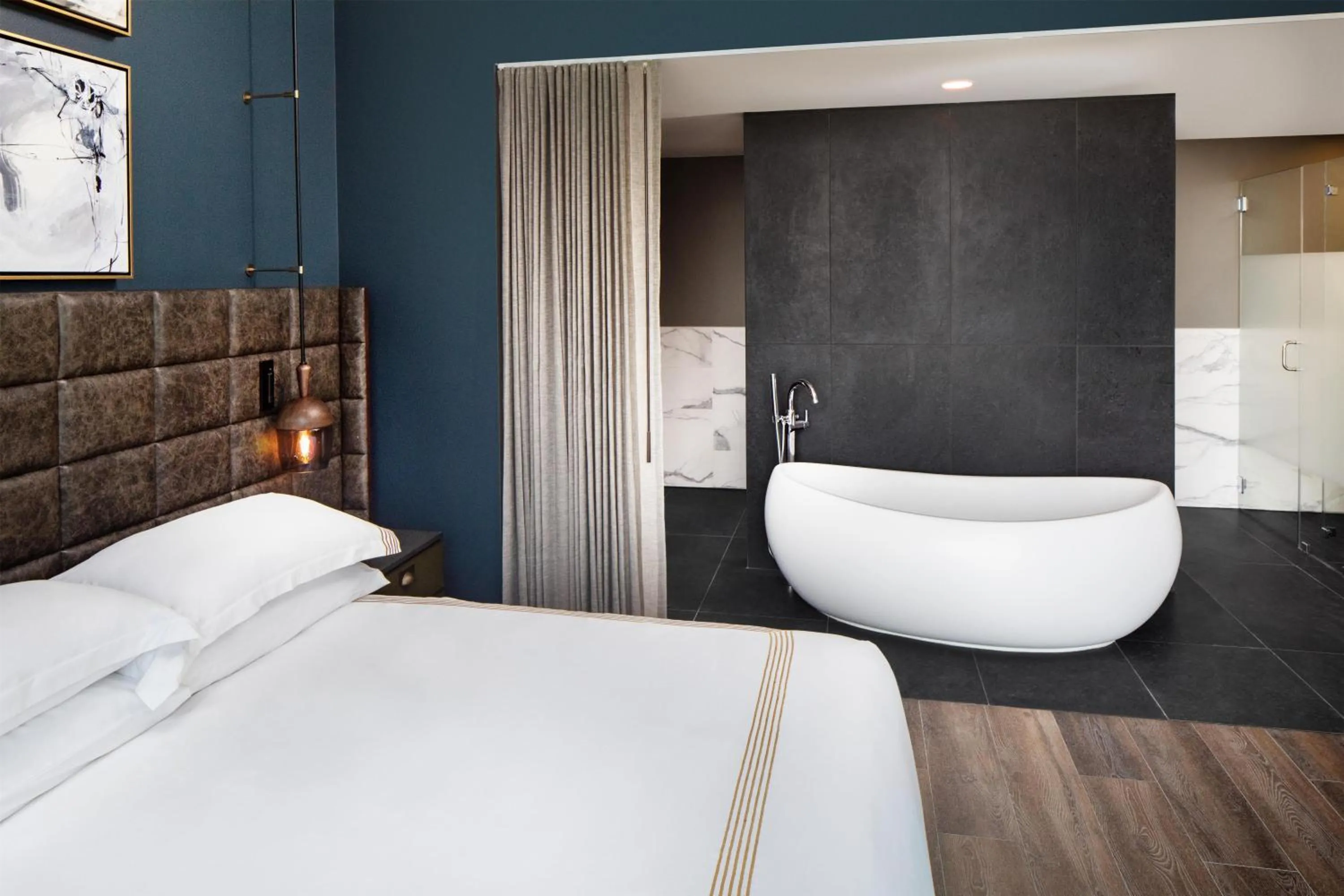 Photo of the whole room, Bed in Thompson San Antonio - Riverwalk, by Hyatt