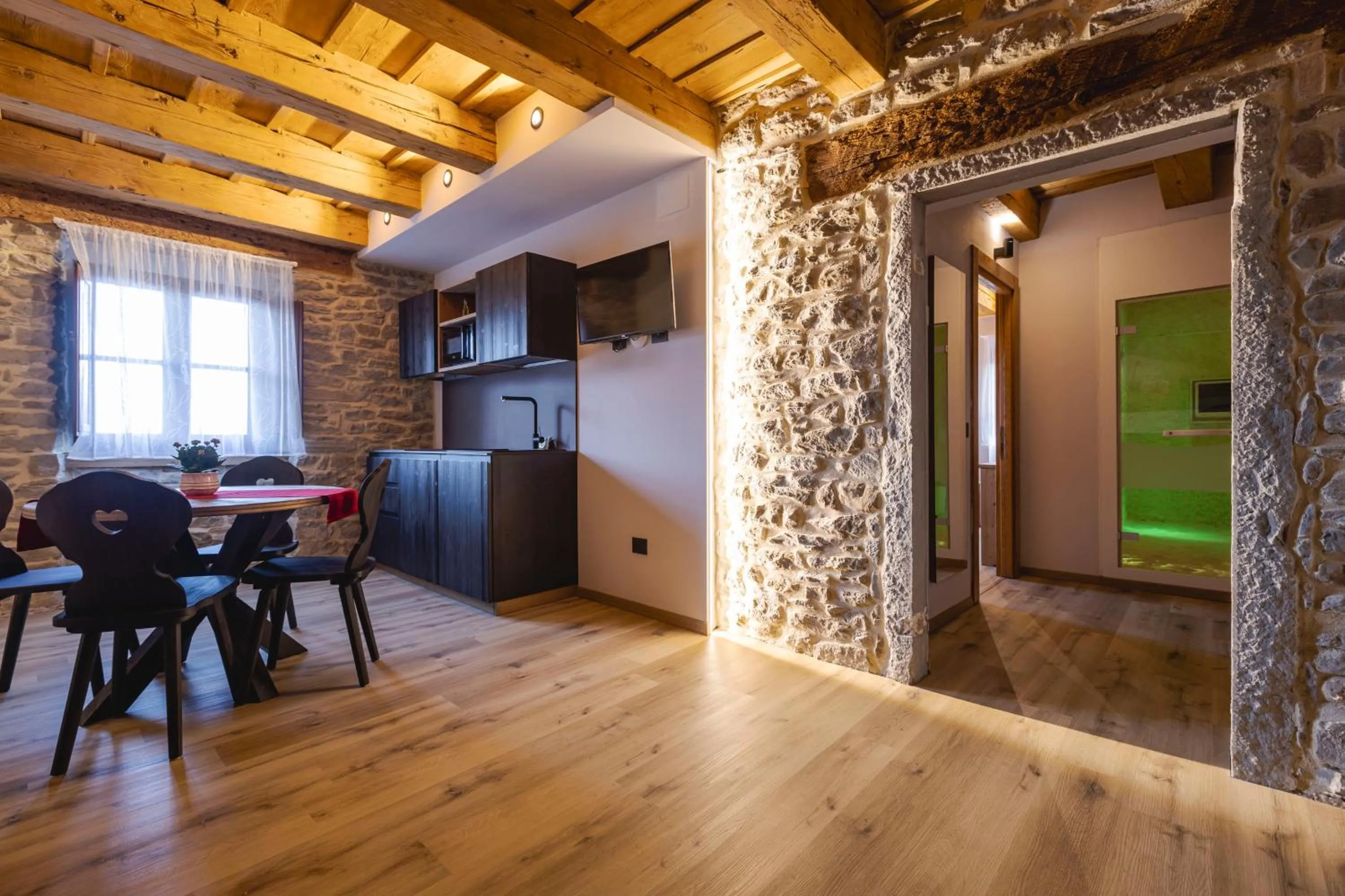 Kitchen or kitchenette in Granduca Mountain Wellness Apartments Campigna