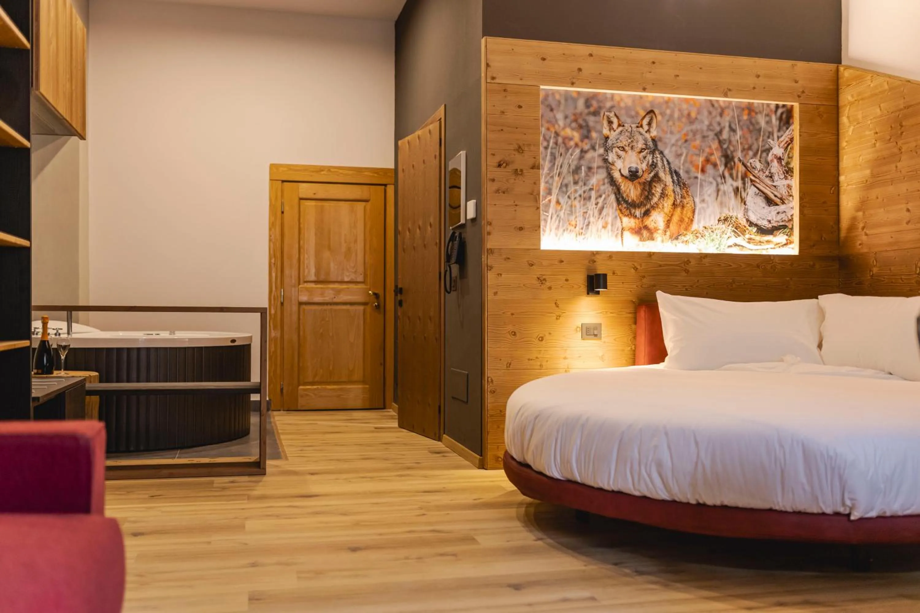 Hot Tub, Bed in Granduca Mountain Wellness Apartments Campigna