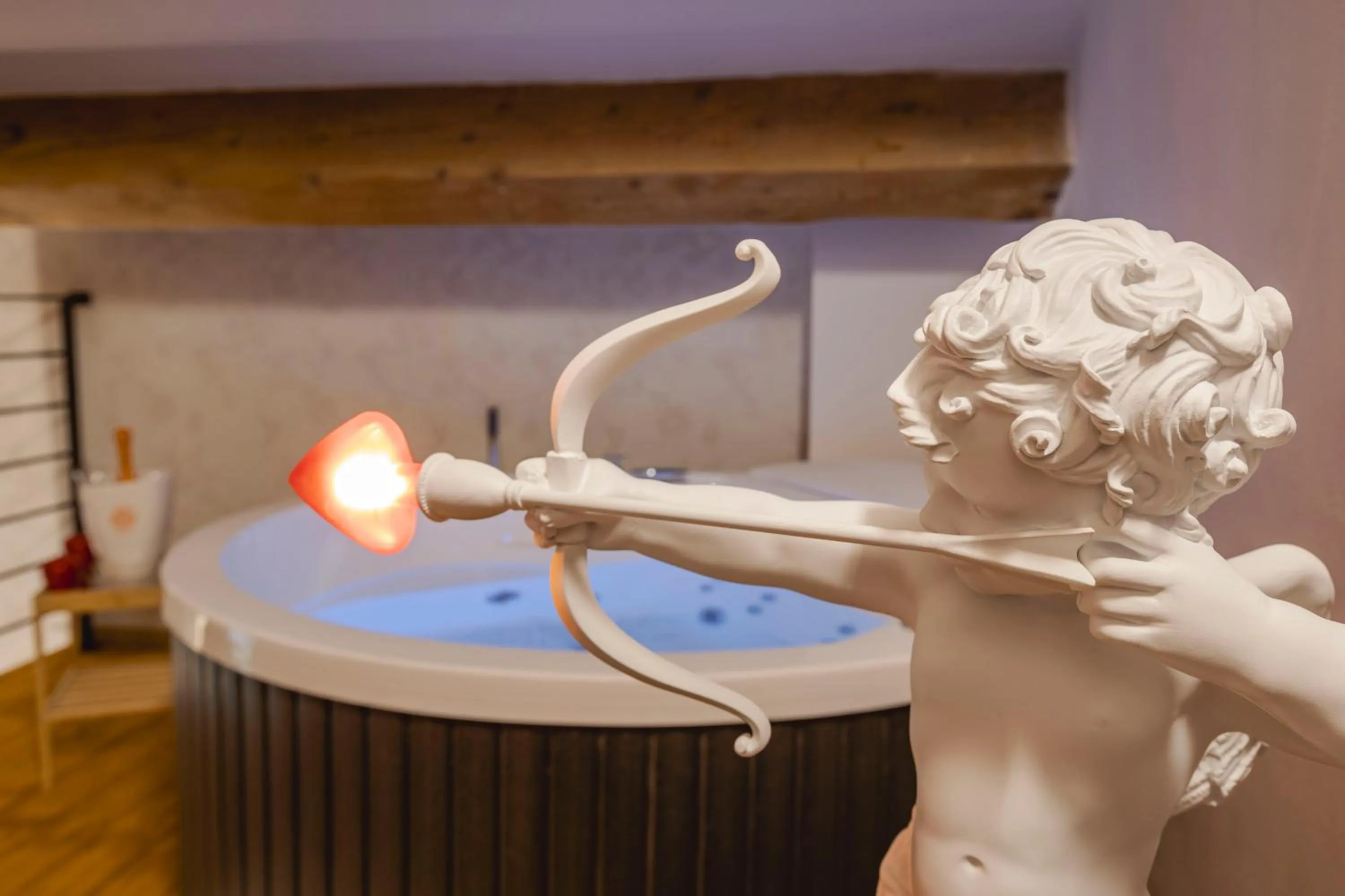 Hot Tub in Granduca Mountain Wellness Apartments Campigna