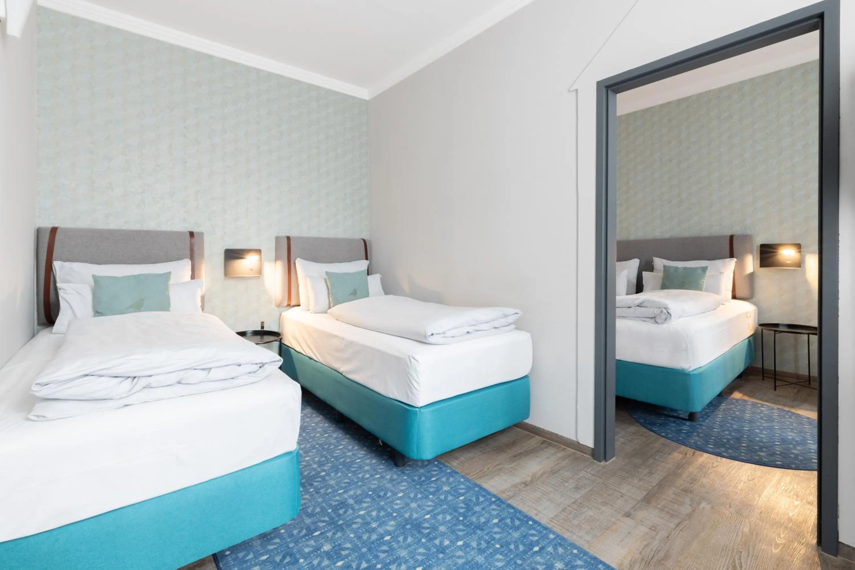 Photo of the whole room, Bed in Yggotel Mejse