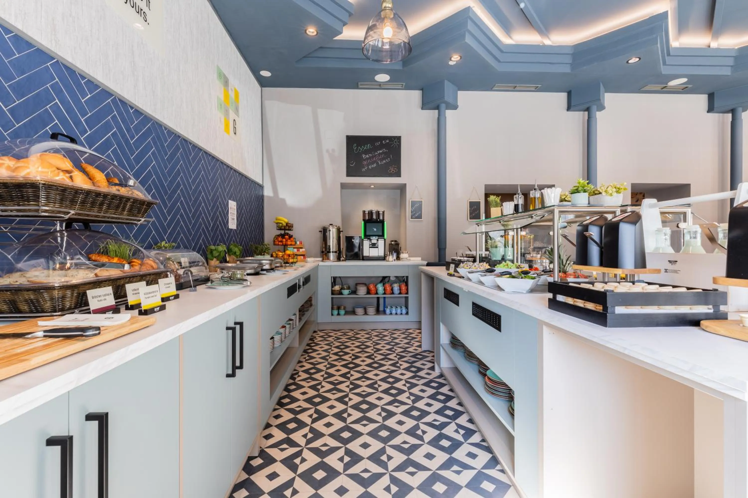 Breakfast in Yggotel Mejse