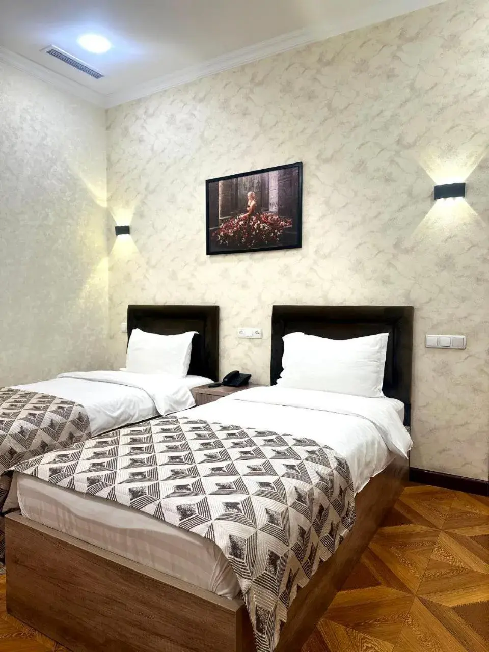 Budget Twin Room in Hotel 1946 Budget Twin Room in Hotel 1946