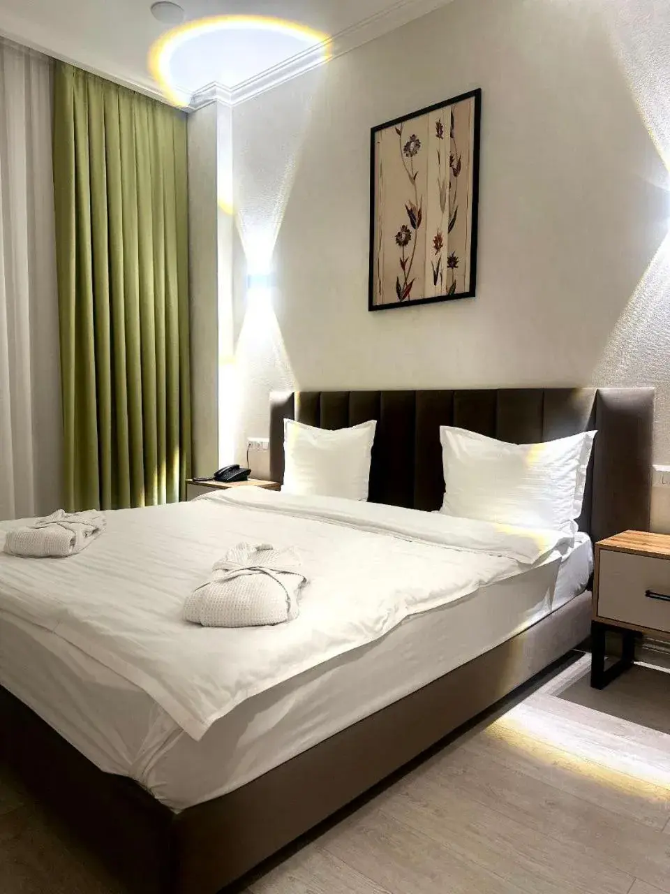 King Suite - single occupancy in Hotel 1946 King Suite - single occupancy in Hotel 1946