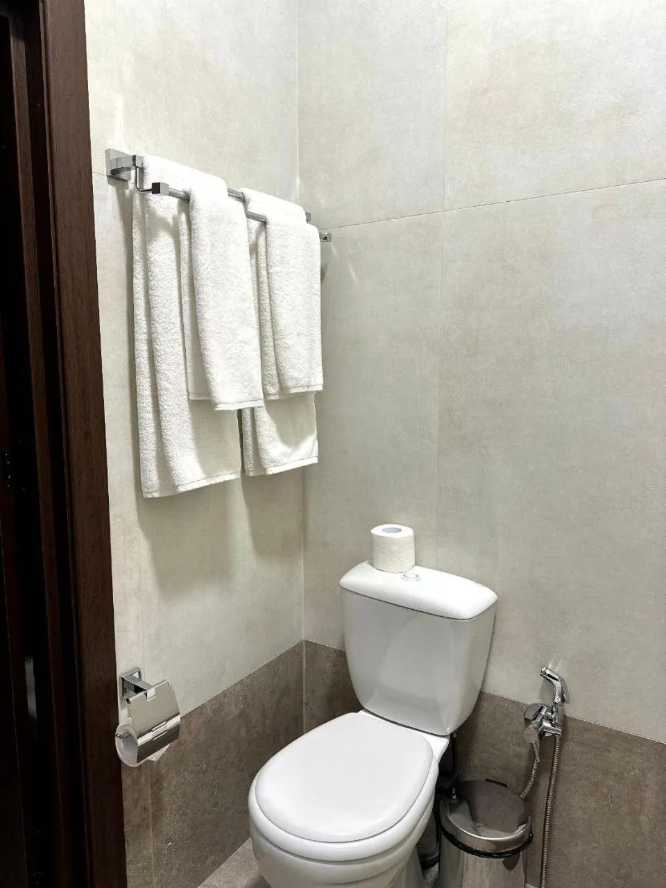 Toilet in Hotel 1946