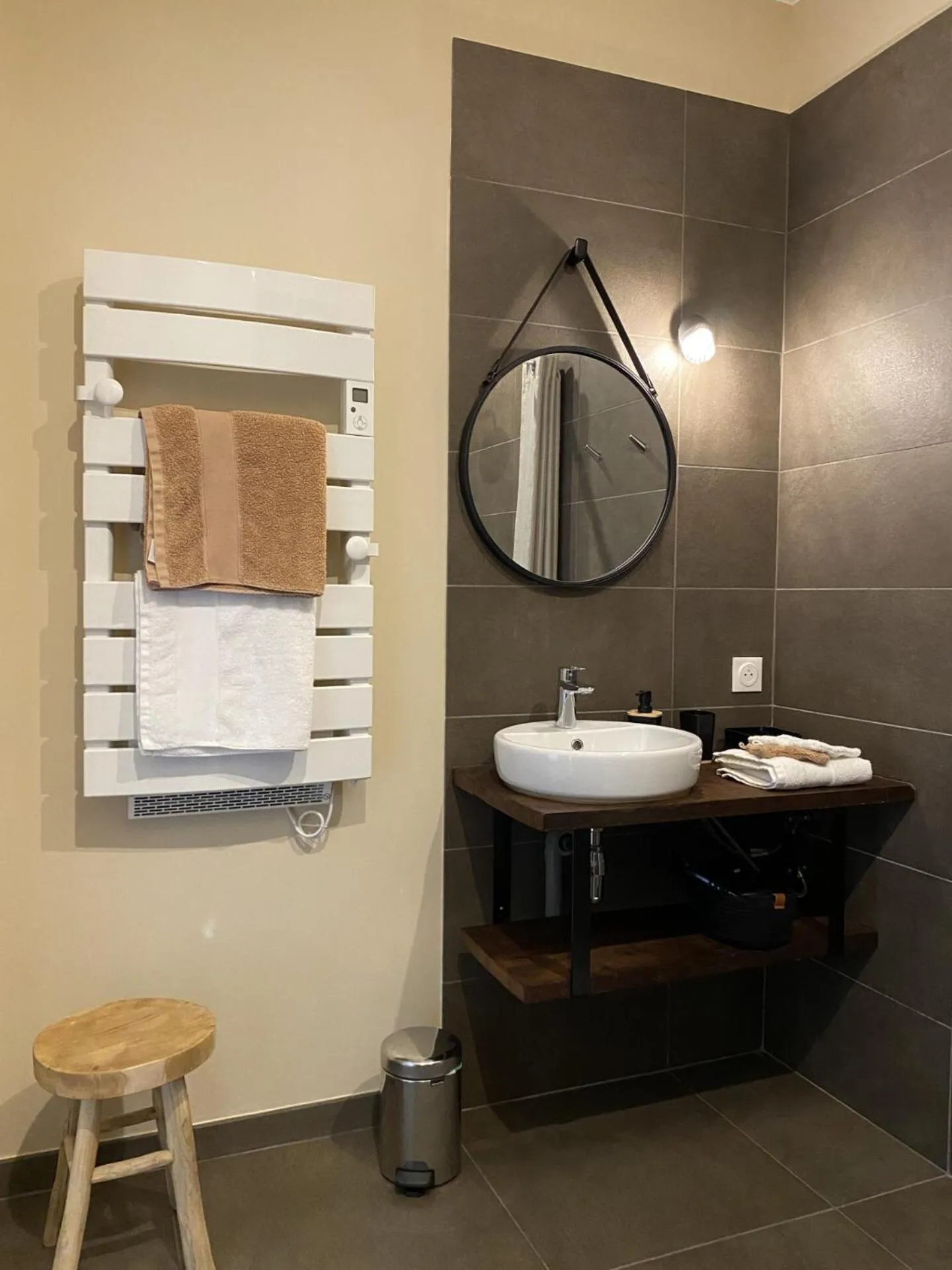 Bathroom in Aux Coteaux d'Aussac