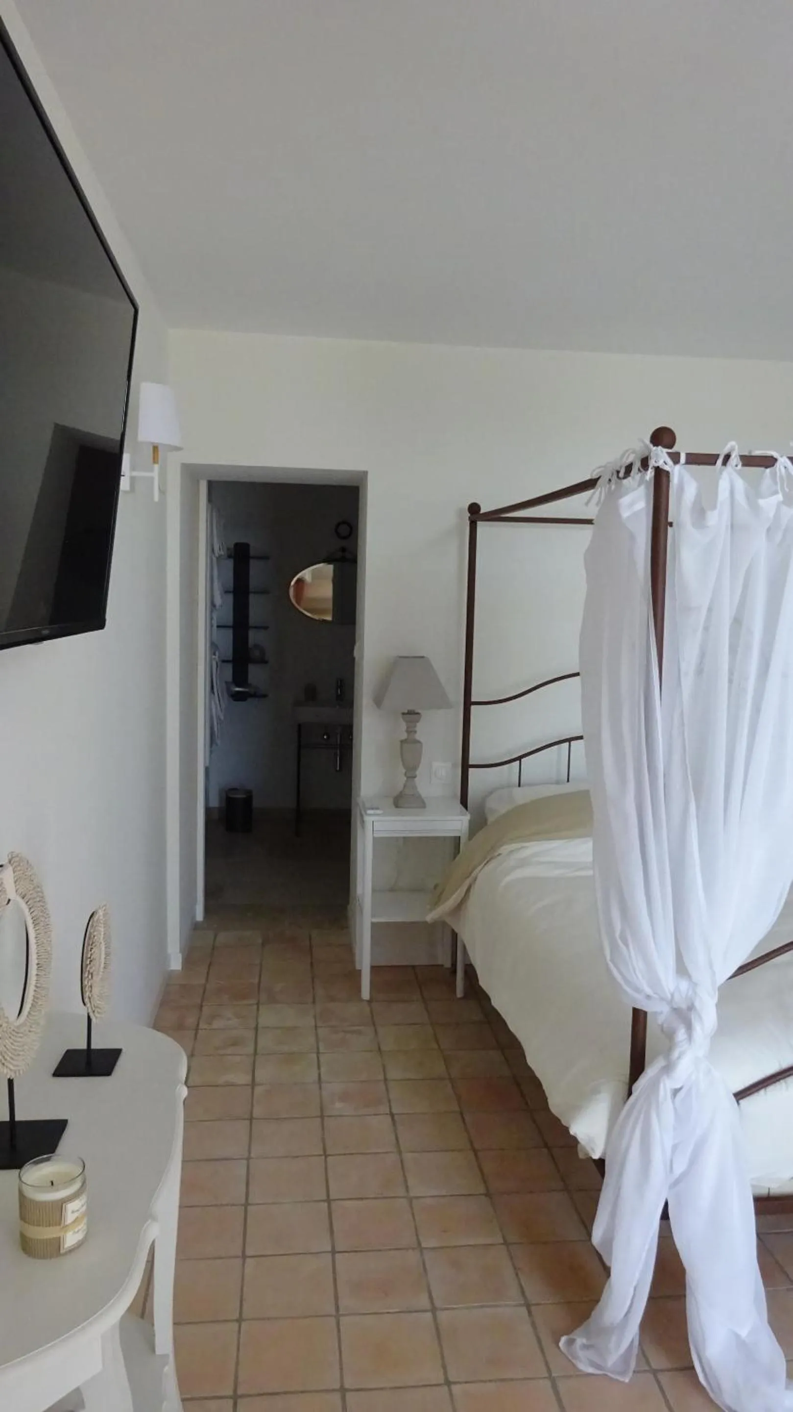 Bedroom, Bed in Aux Coteaux d'Aussac