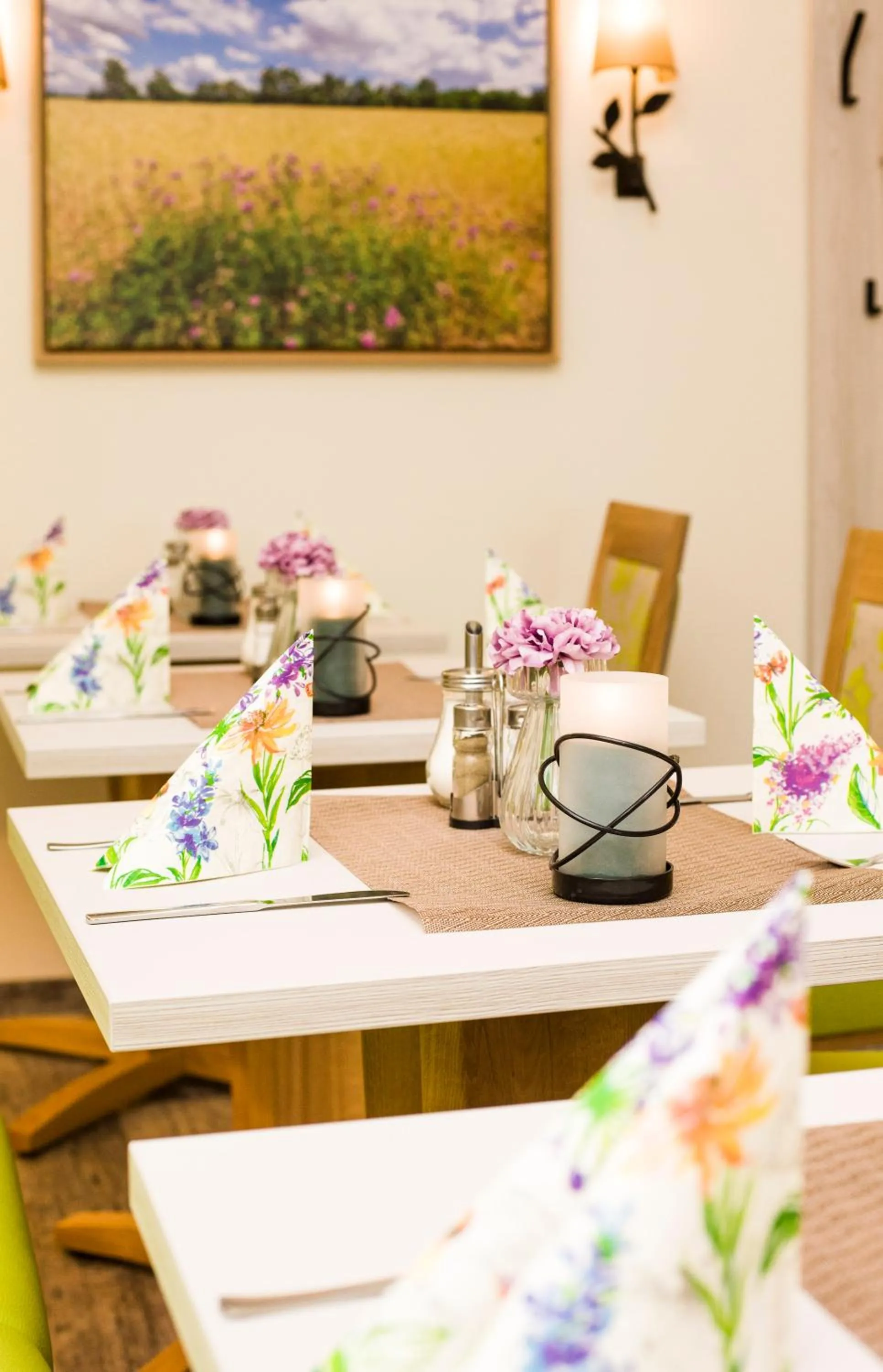 Restaurant/places to eat in Lindenhaus Scharfe Kurve