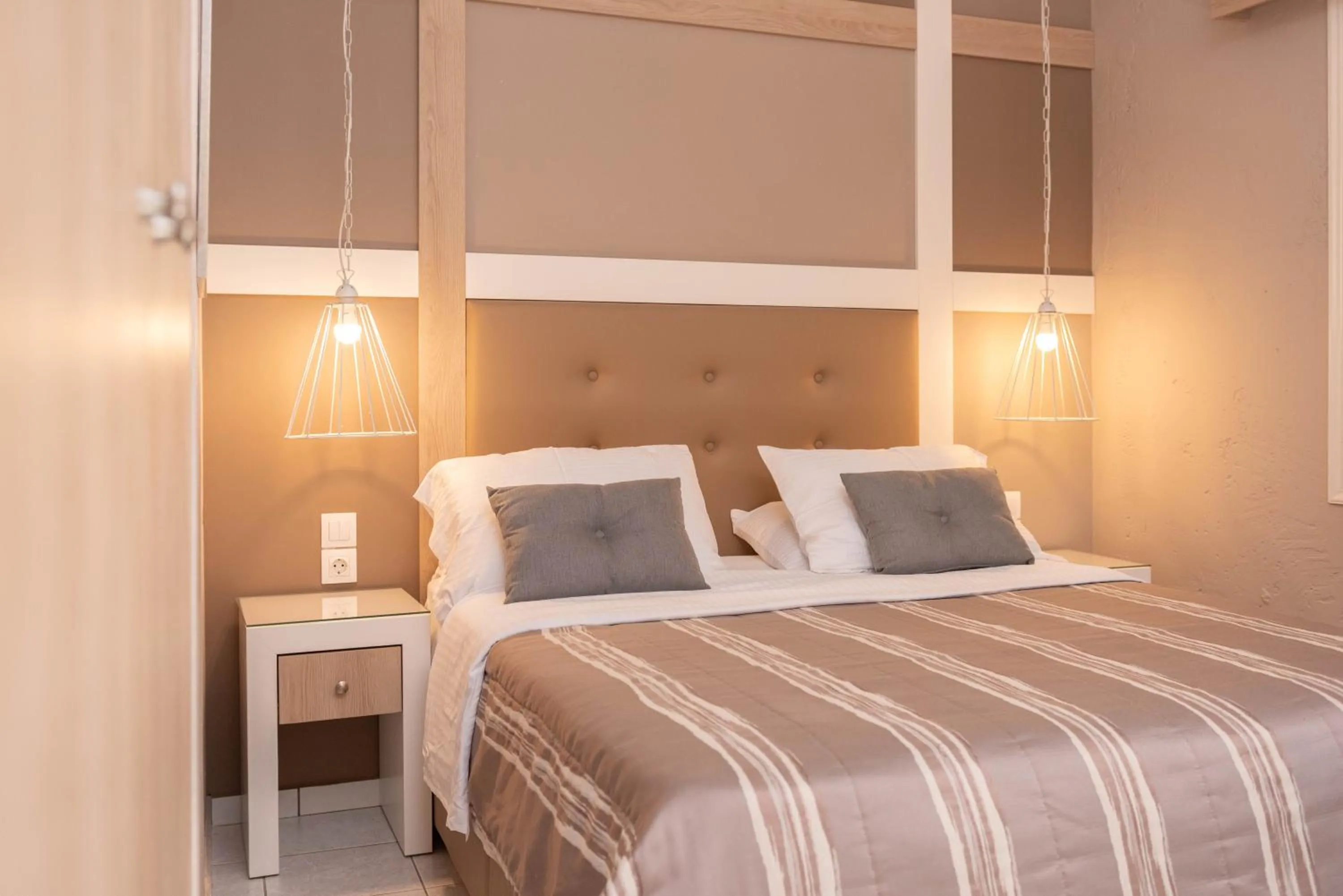 Bed in Lino Mare Boutique Hotel