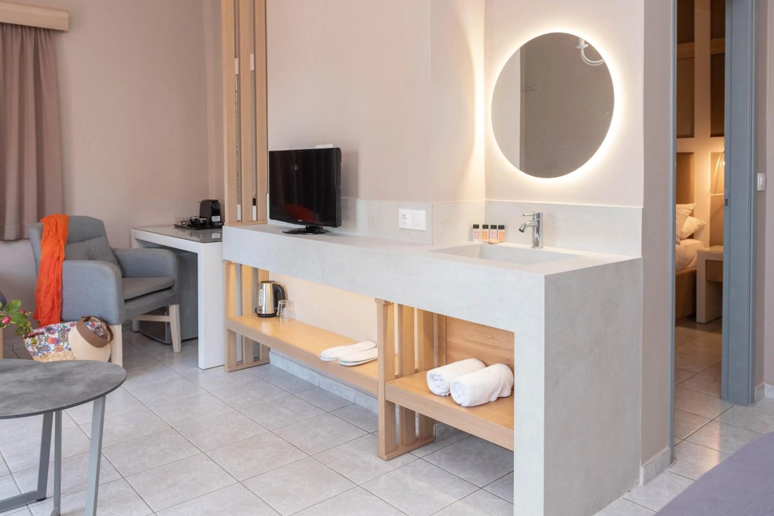 Bed in Lino Mare Boutique Hotel