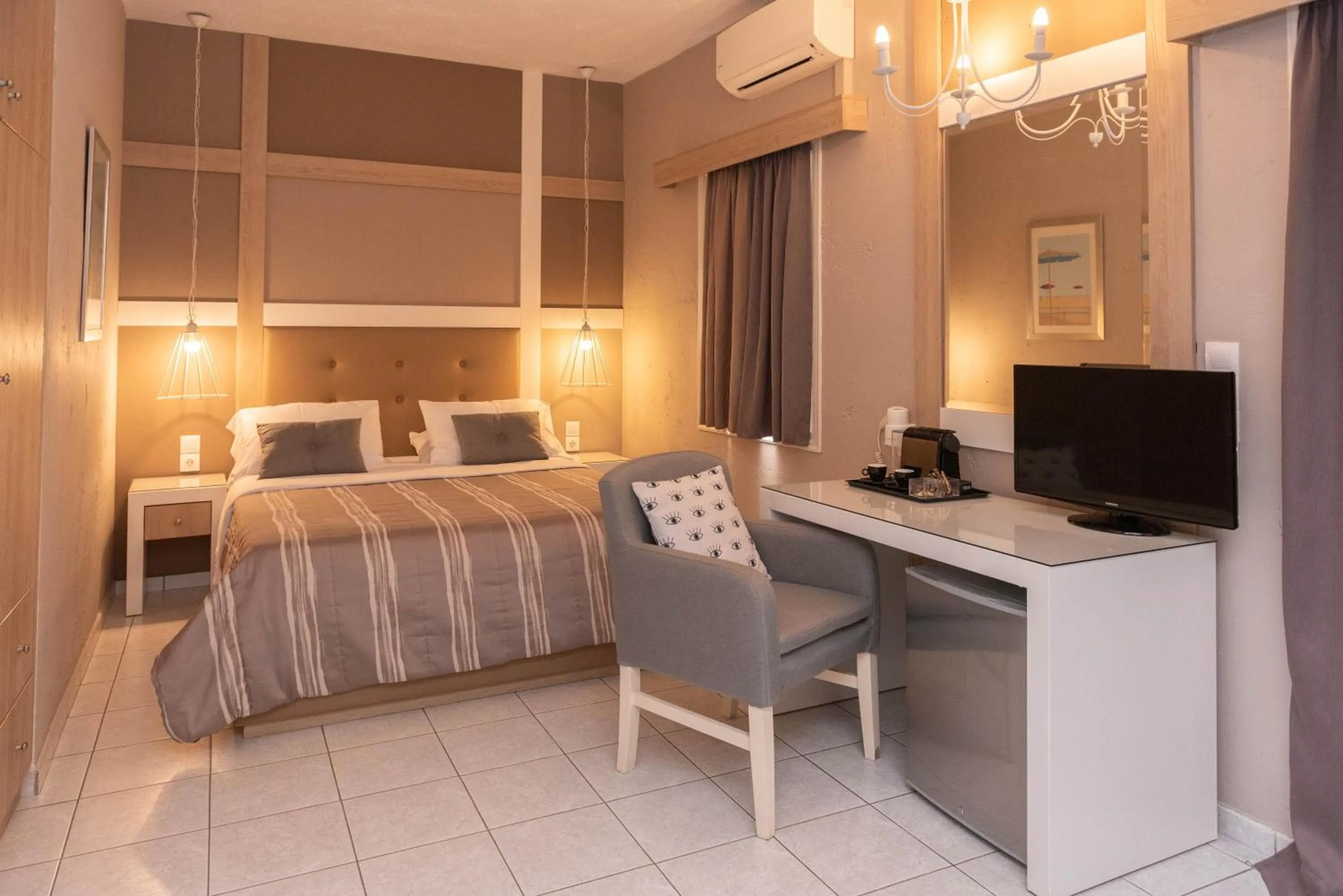 Bed in Lino Mare Boutique Hotel