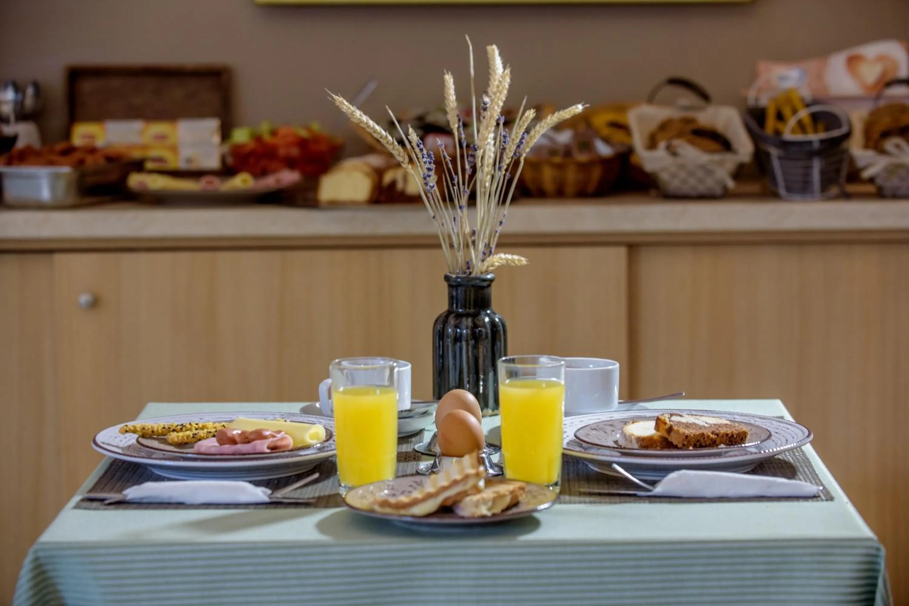 Buffet breakfast in Lino Mare Boutique Hotel