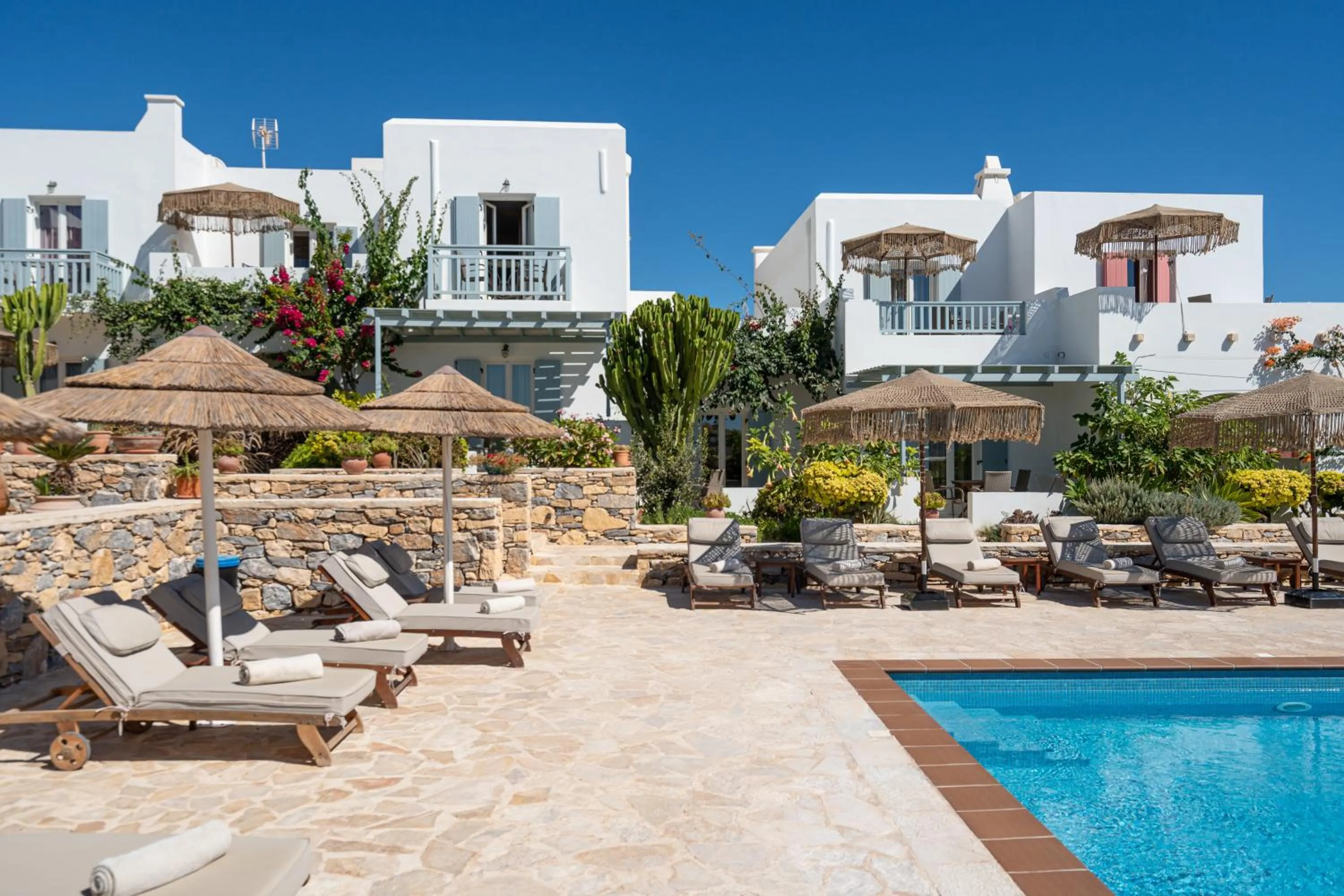 Swimming pool in Aeolos Hotel