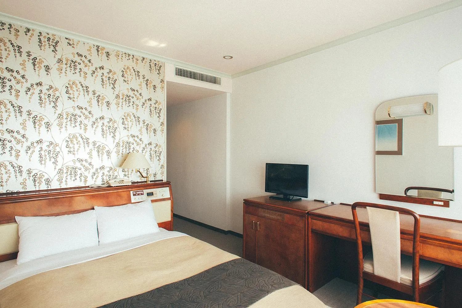 Bed in Kakegawa Grand Hotel