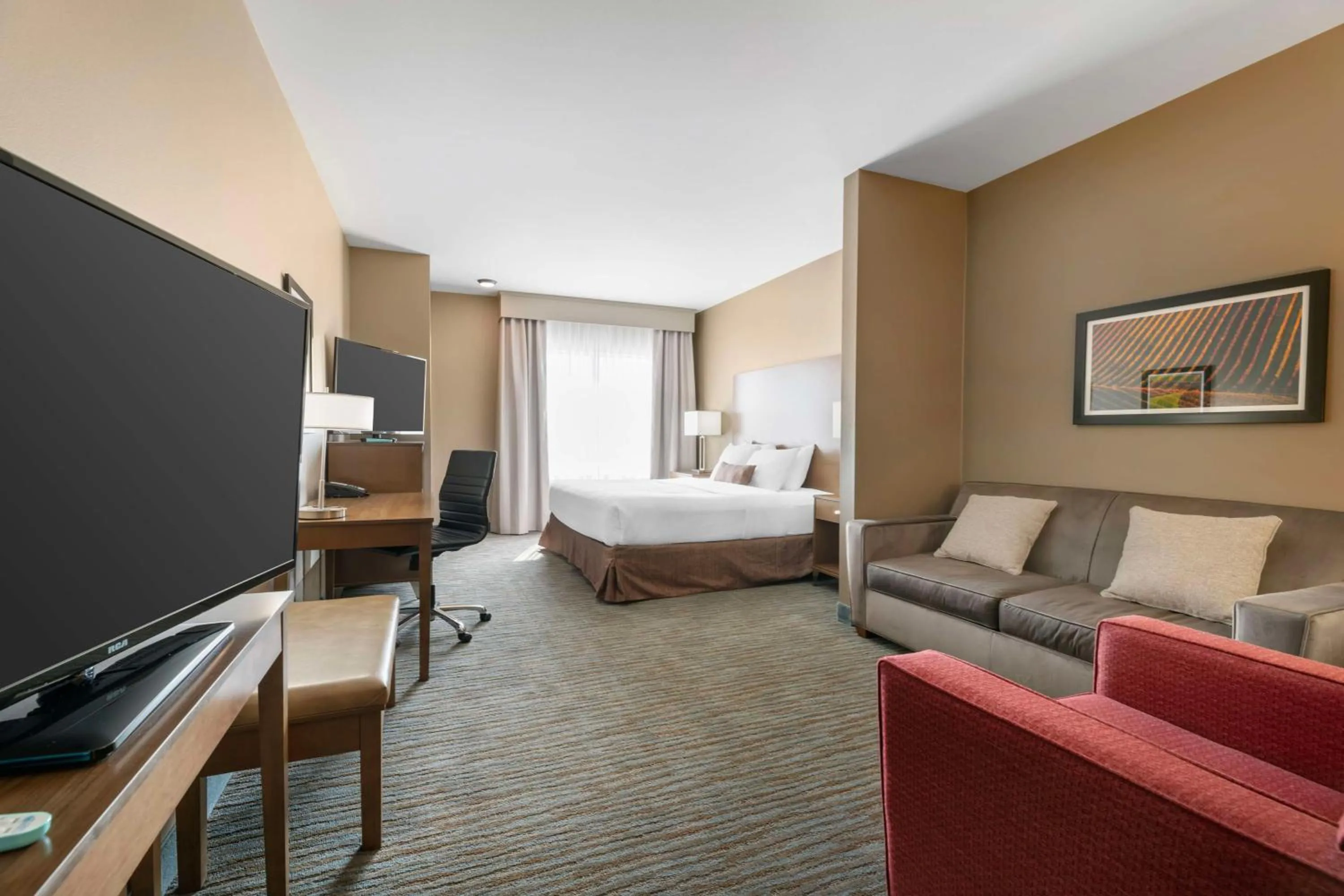 Photo of the whole room, Bed in Best Western Plus Jefferson