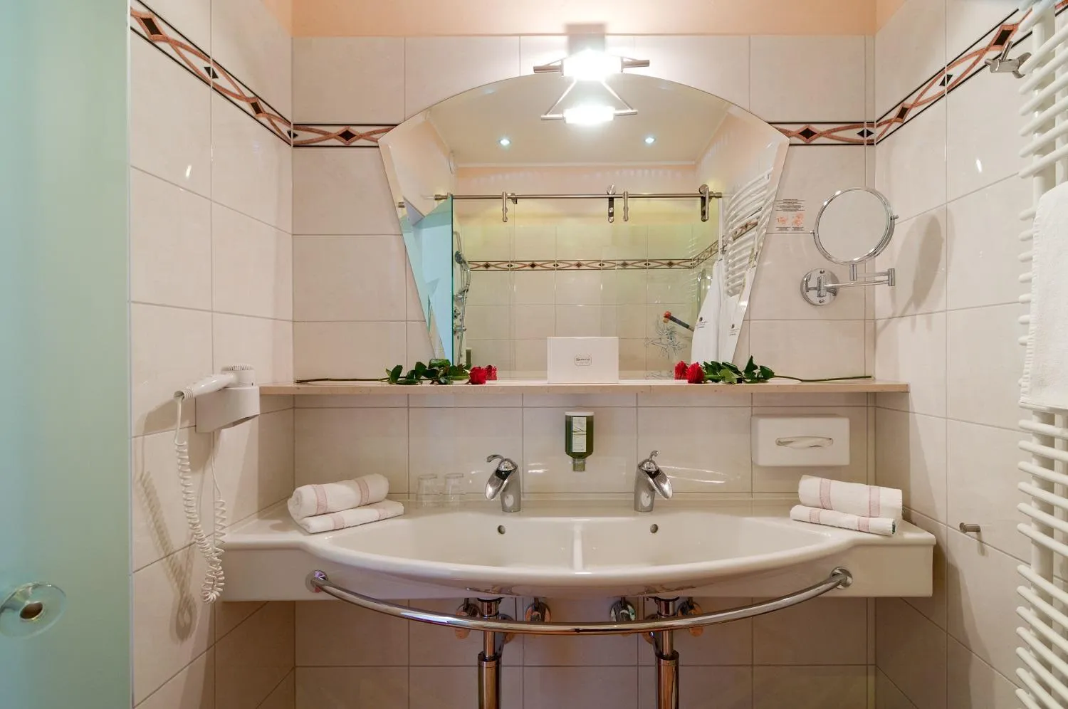 Bathroom in Family & Sporthotel Kärntnerhof