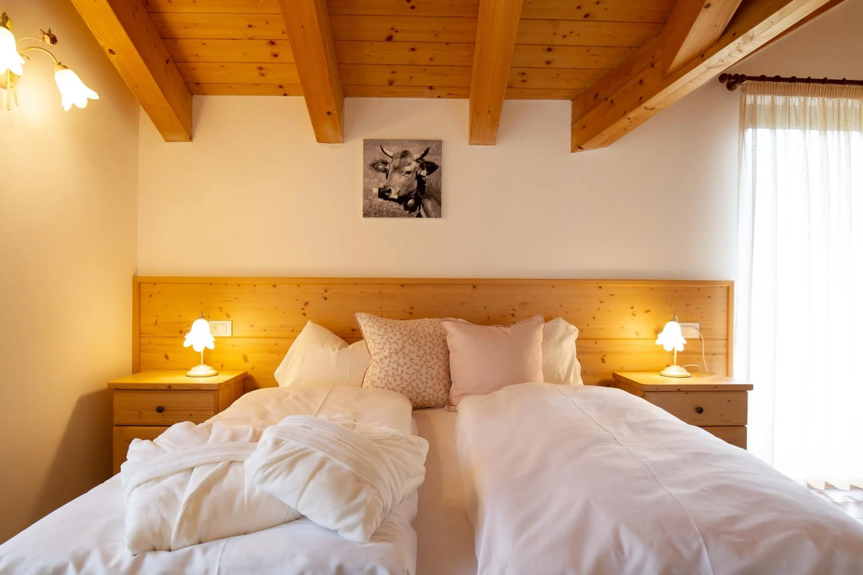 Bed in Hotel Chalet Giasenei