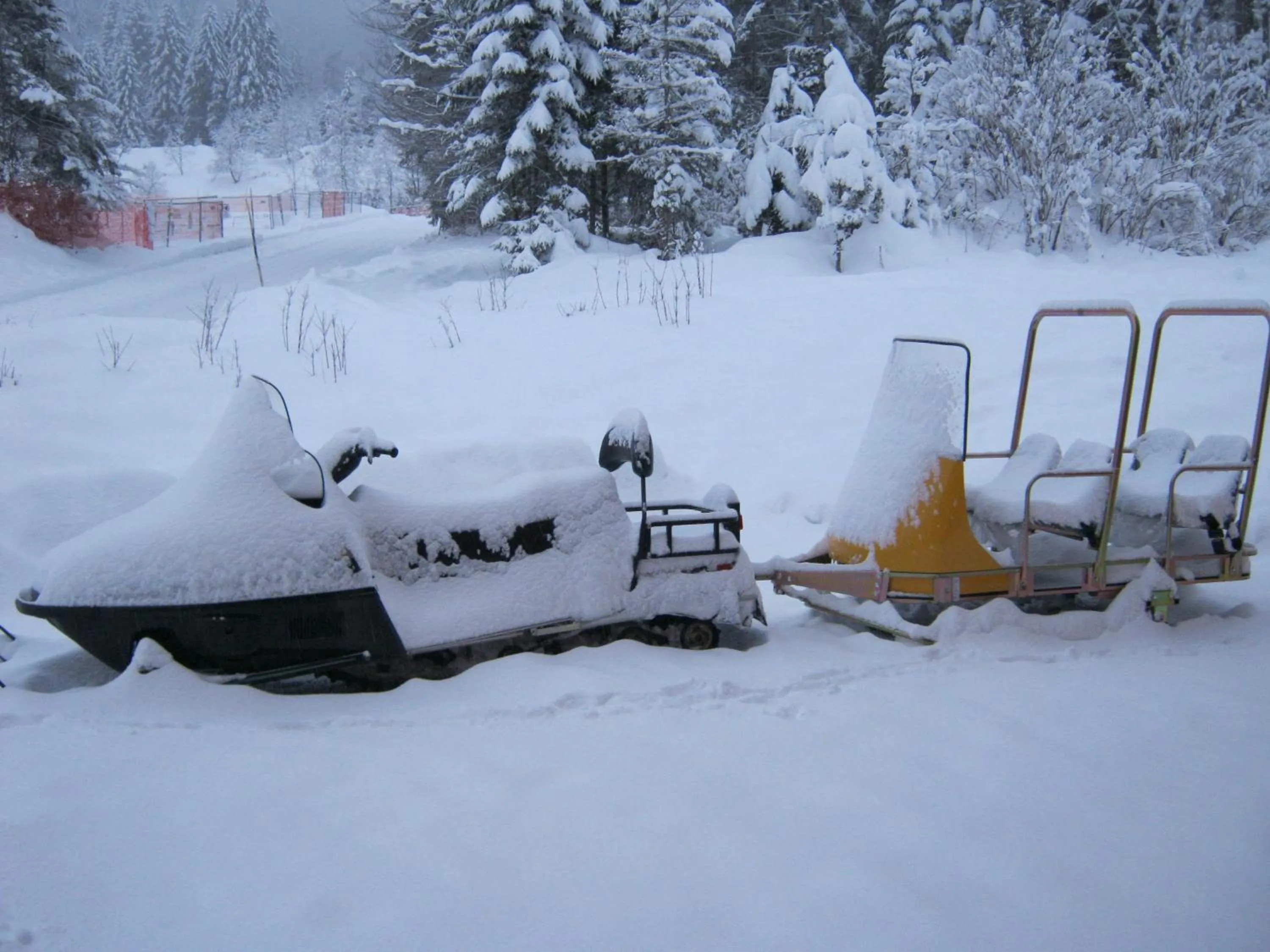 Winter in Hotel Chalet Giasenei