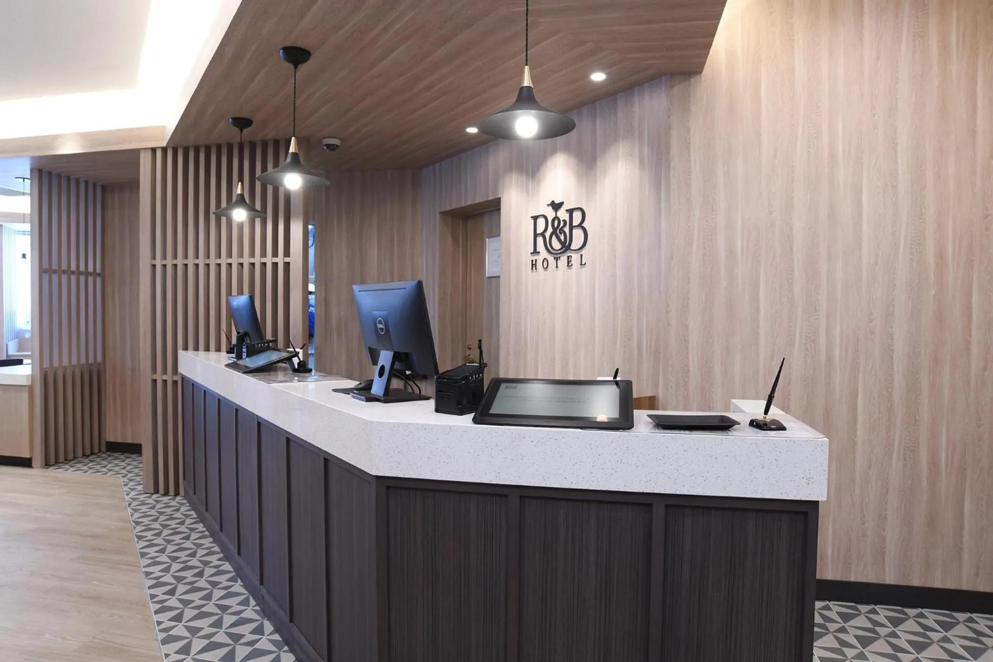 R&B Hotel Otsuka Eki Kitaguchi - Vacation STAY 14221v