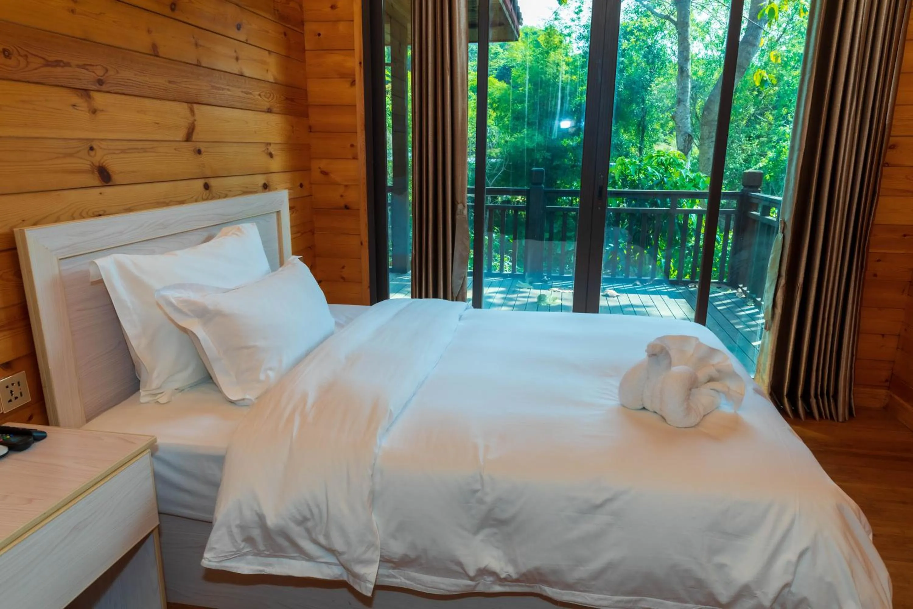 Bed in Dansavanh Namngum Resort