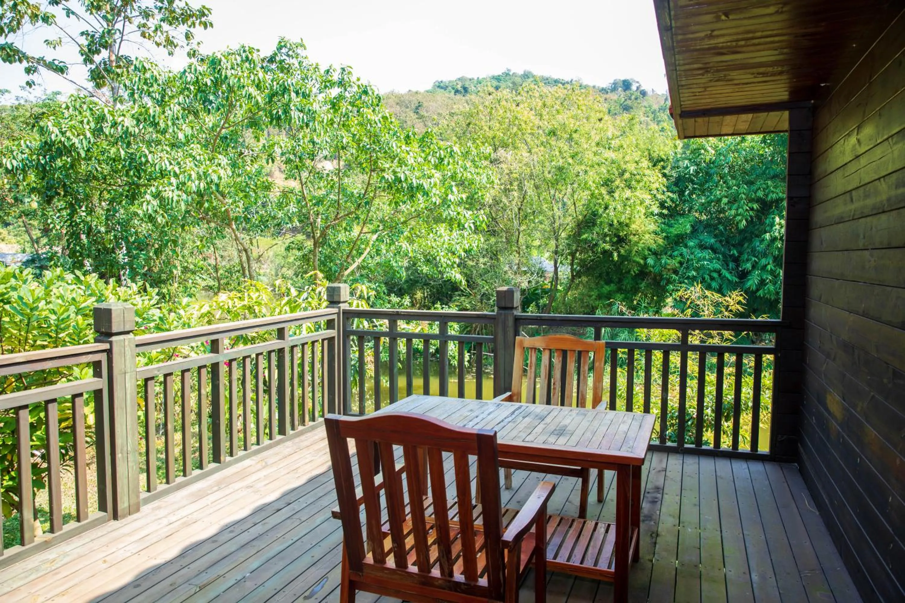 Balcony/Terrace in Dansavanh Namngum Resort