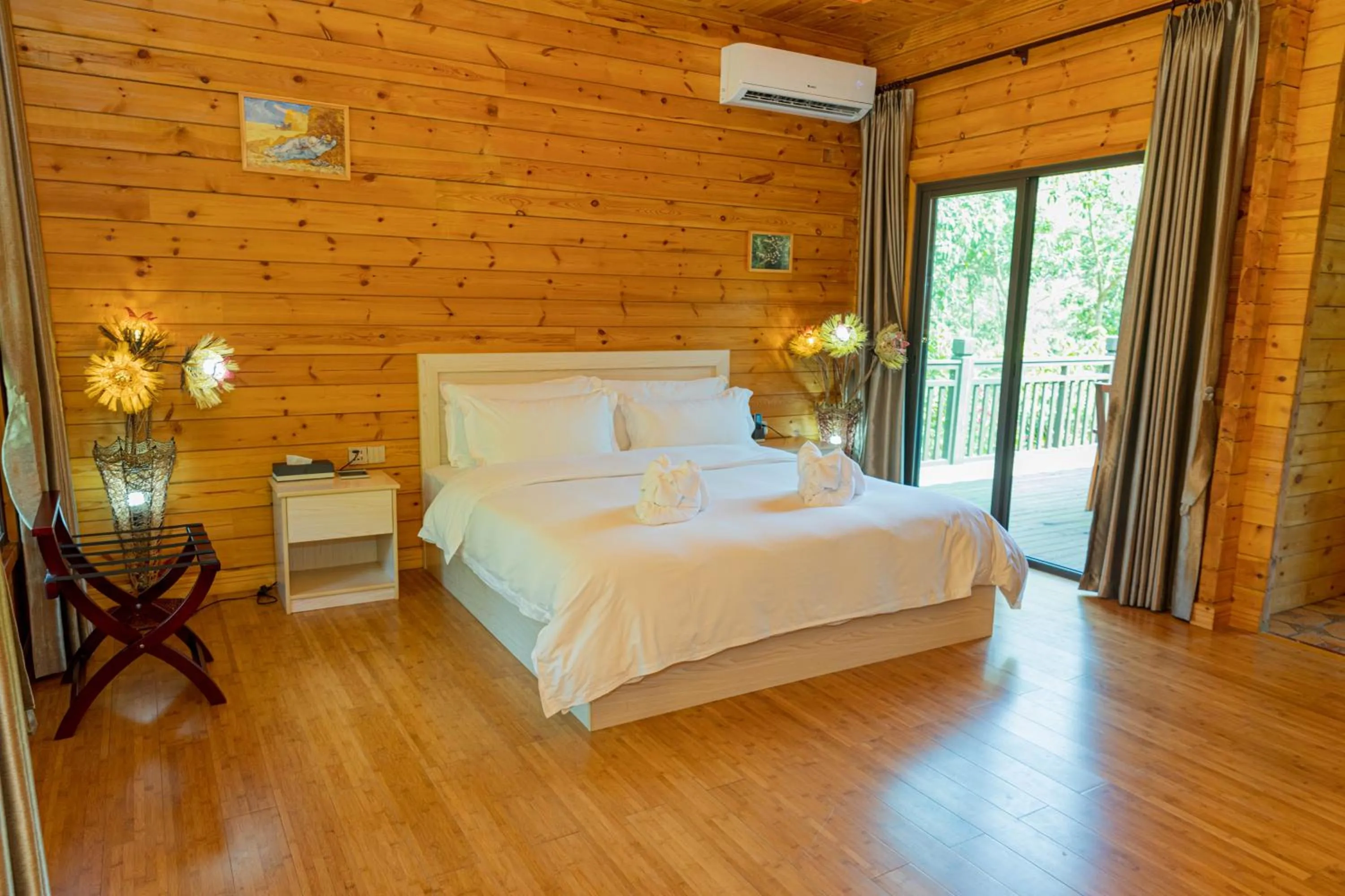 Bed in Dansavanh Namngum Resort