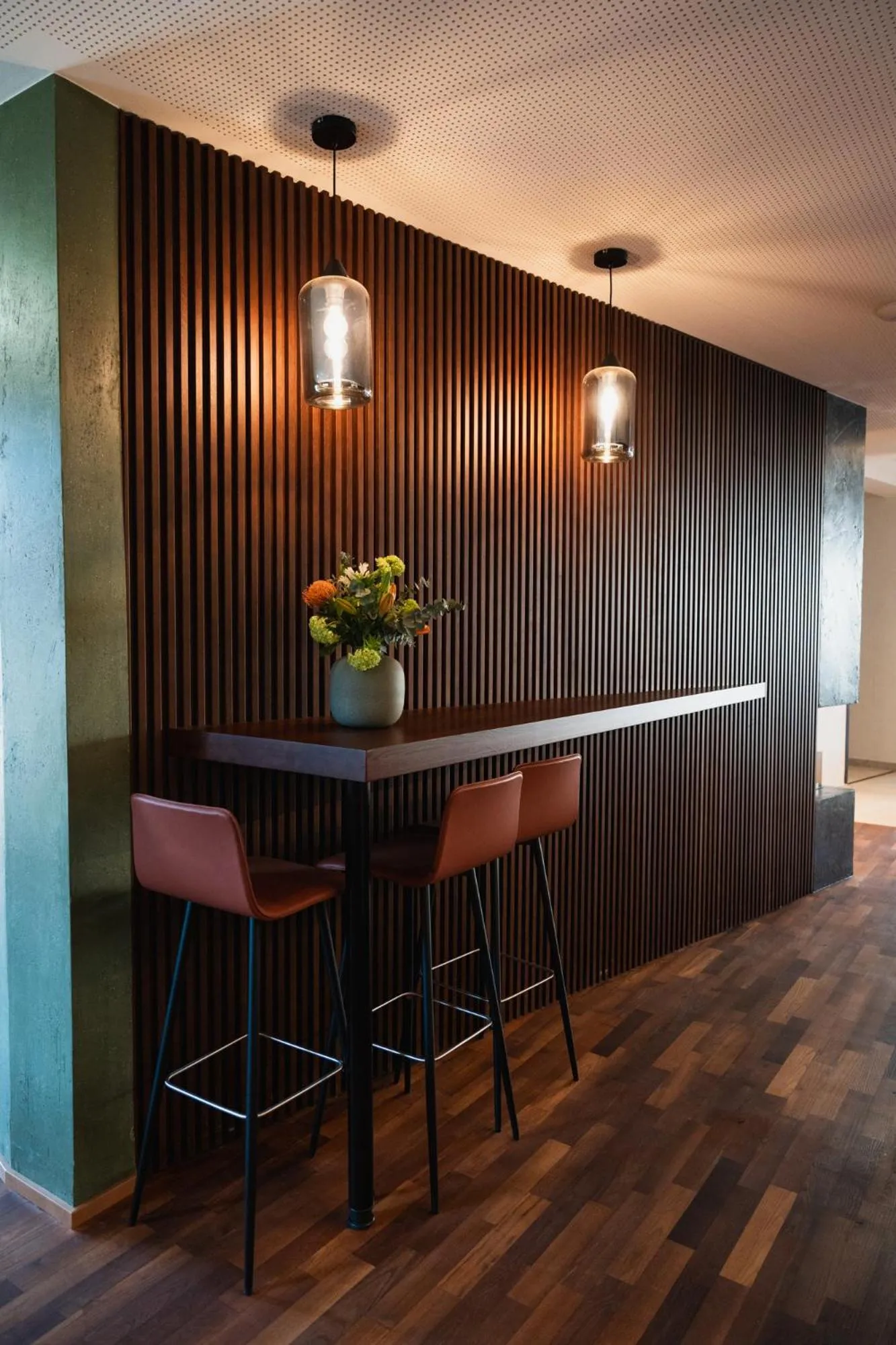 Lounge or bar in Alphotel Innsbruck