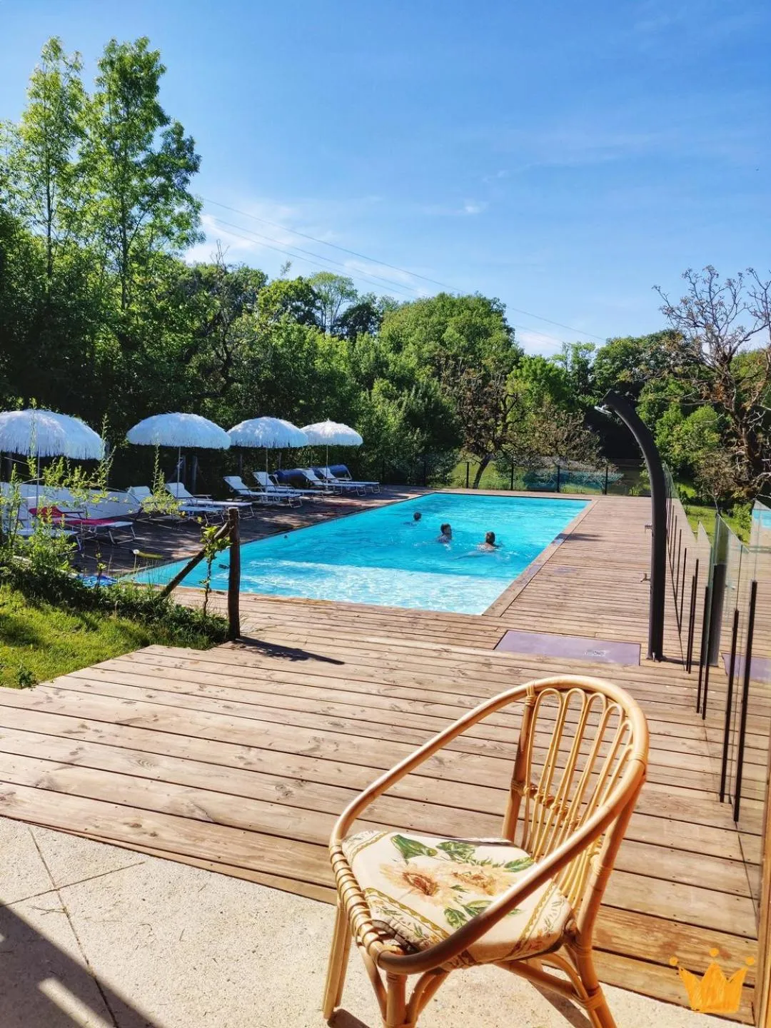 Pool view in Estafête