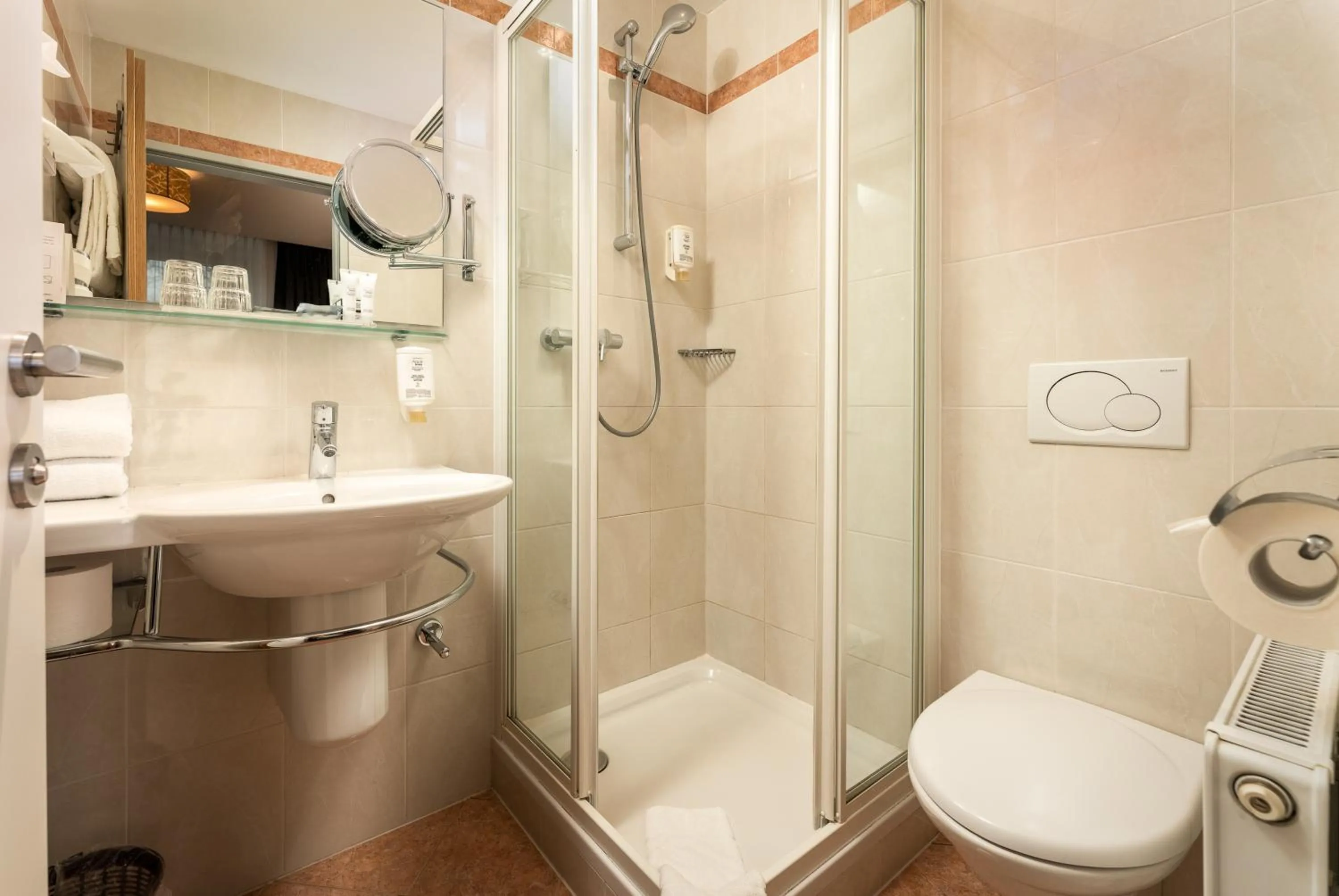 Bathroom in Leipziger Hof Innsbruck