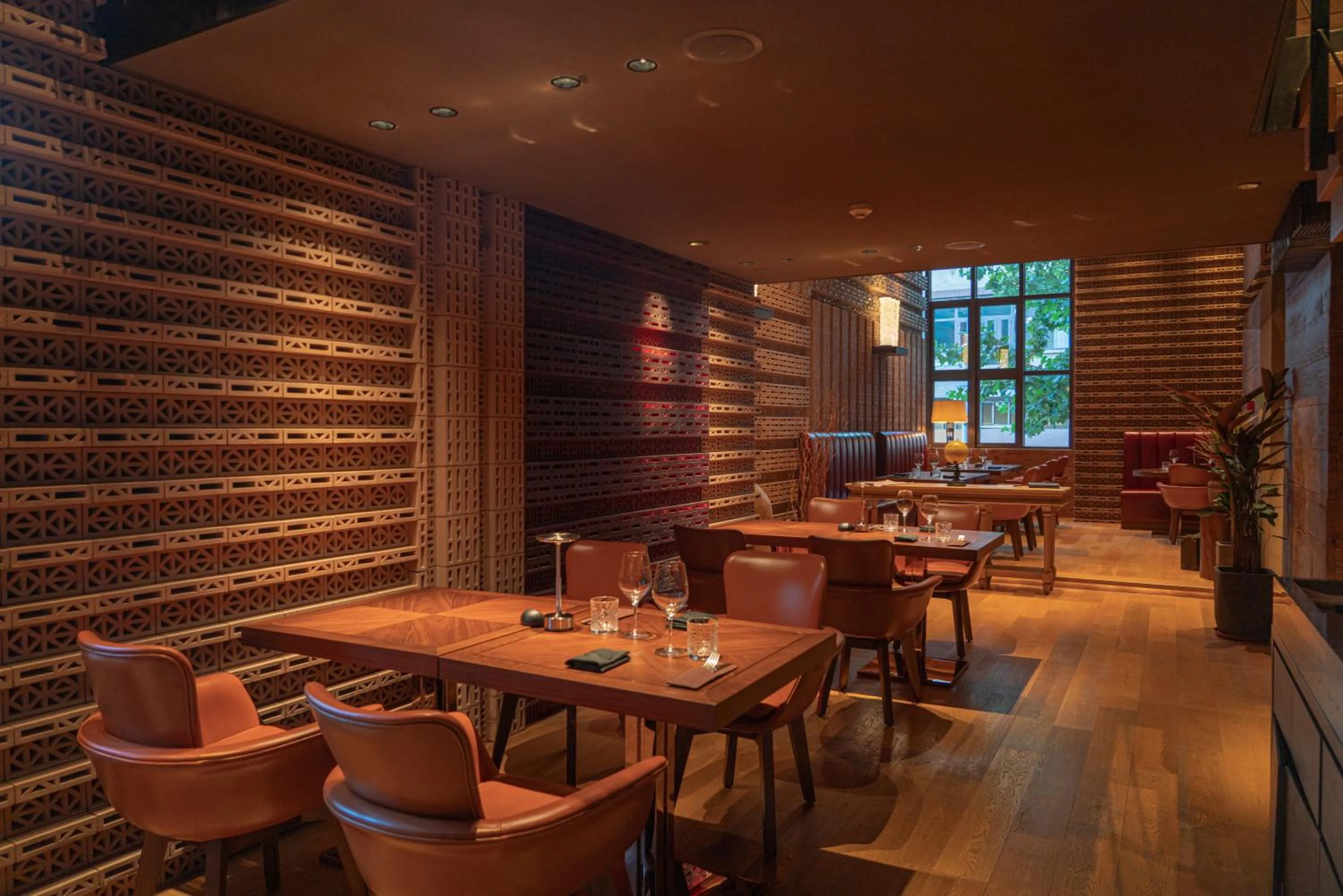 Restaurant/places to eat in The Ritz-Carlton, Tianjin