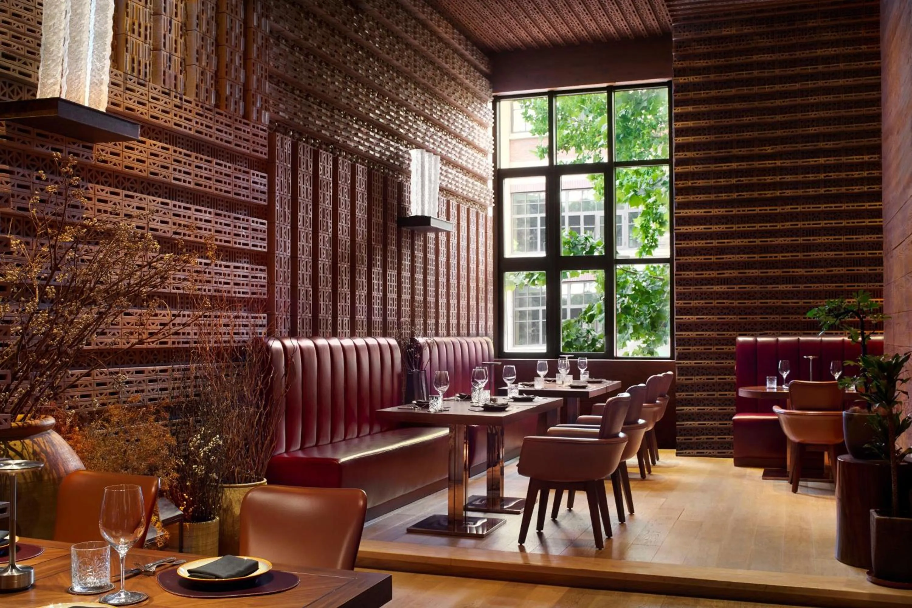 Restaurant/places to eat in The Ritz-Carlton, Tianjin