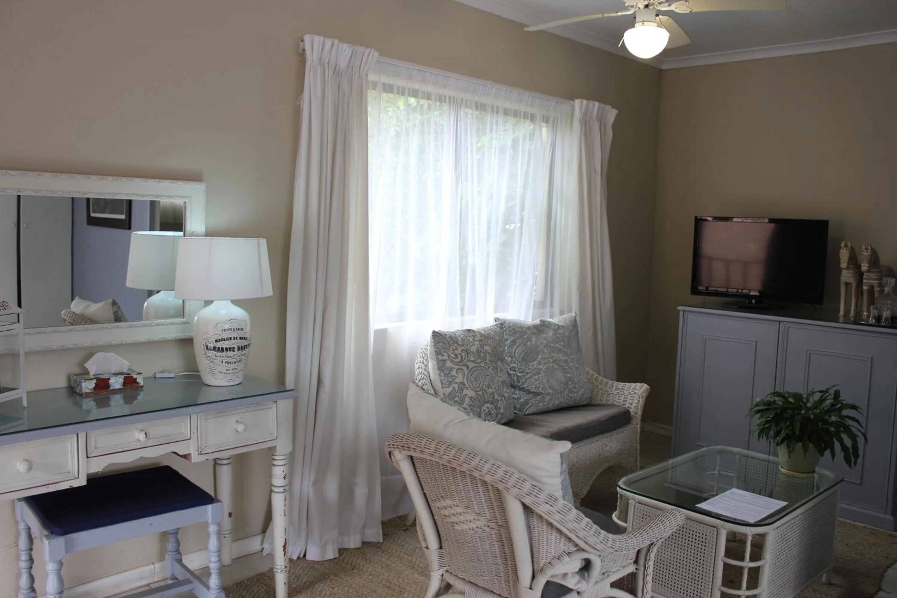 Living room in The Sabie Town House Guest Lodge