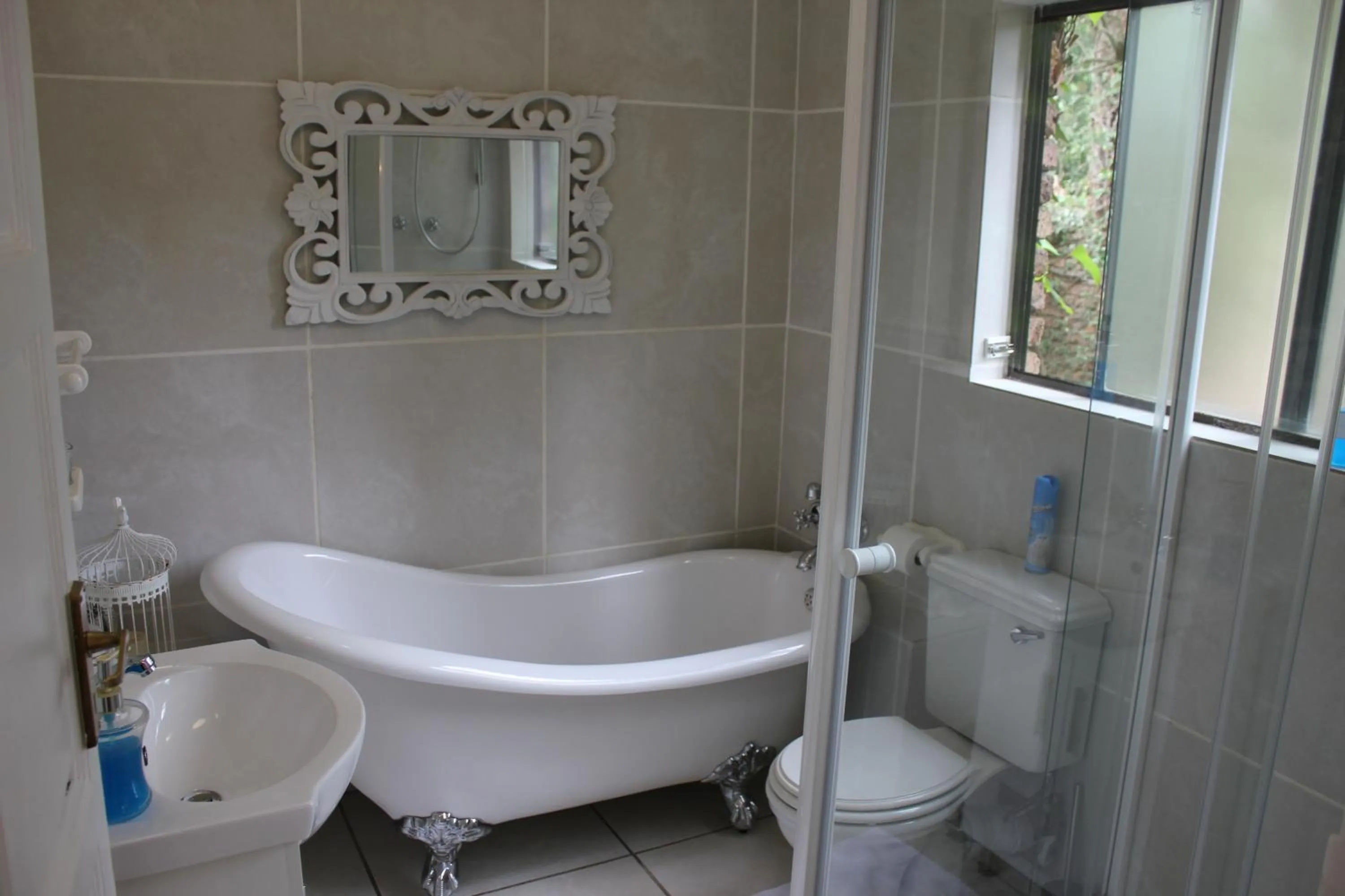 Bathroom in The Sabie Town House Guest Lodge