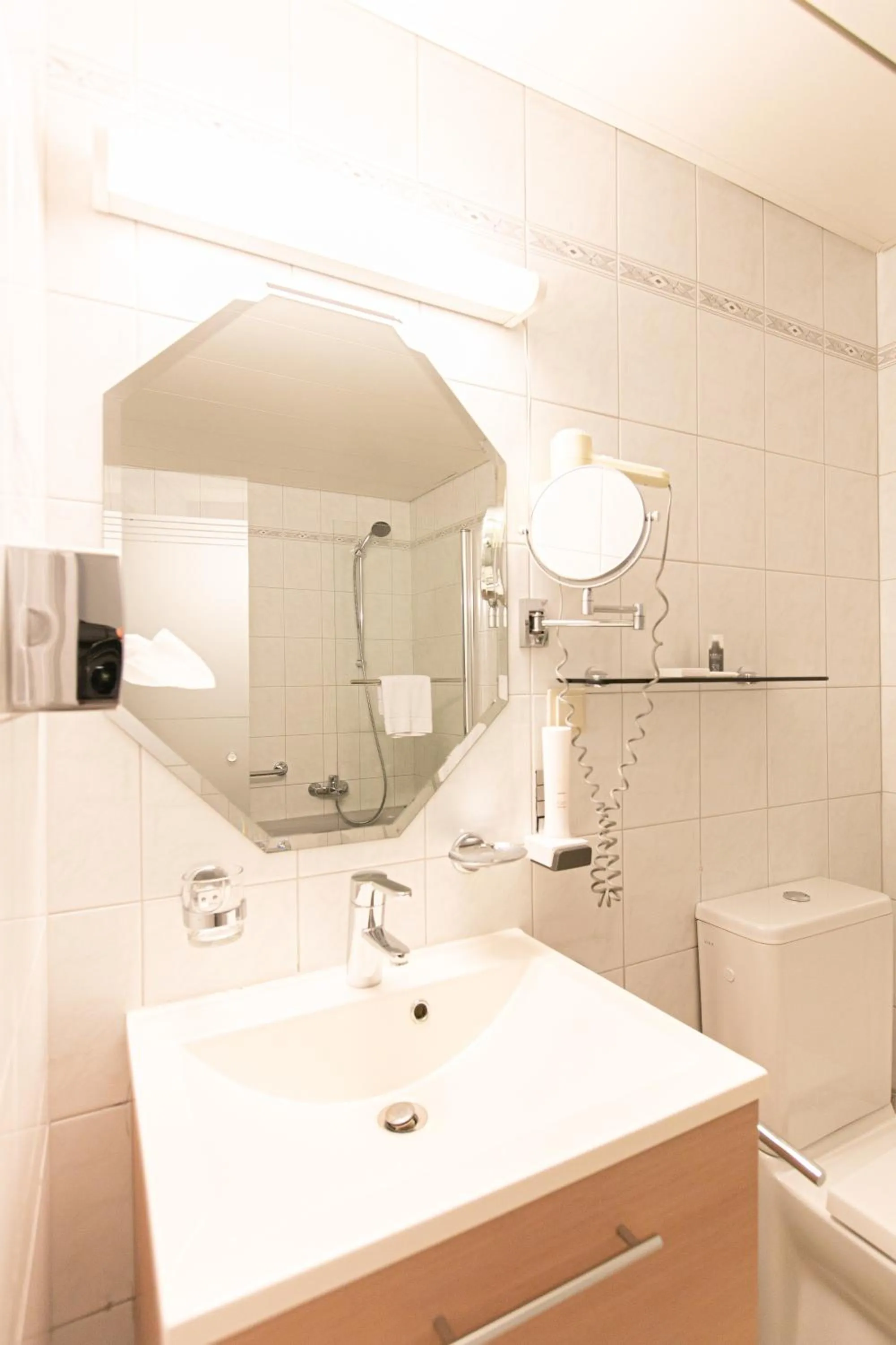 Bathroom in Das Reinisch Just Rooms