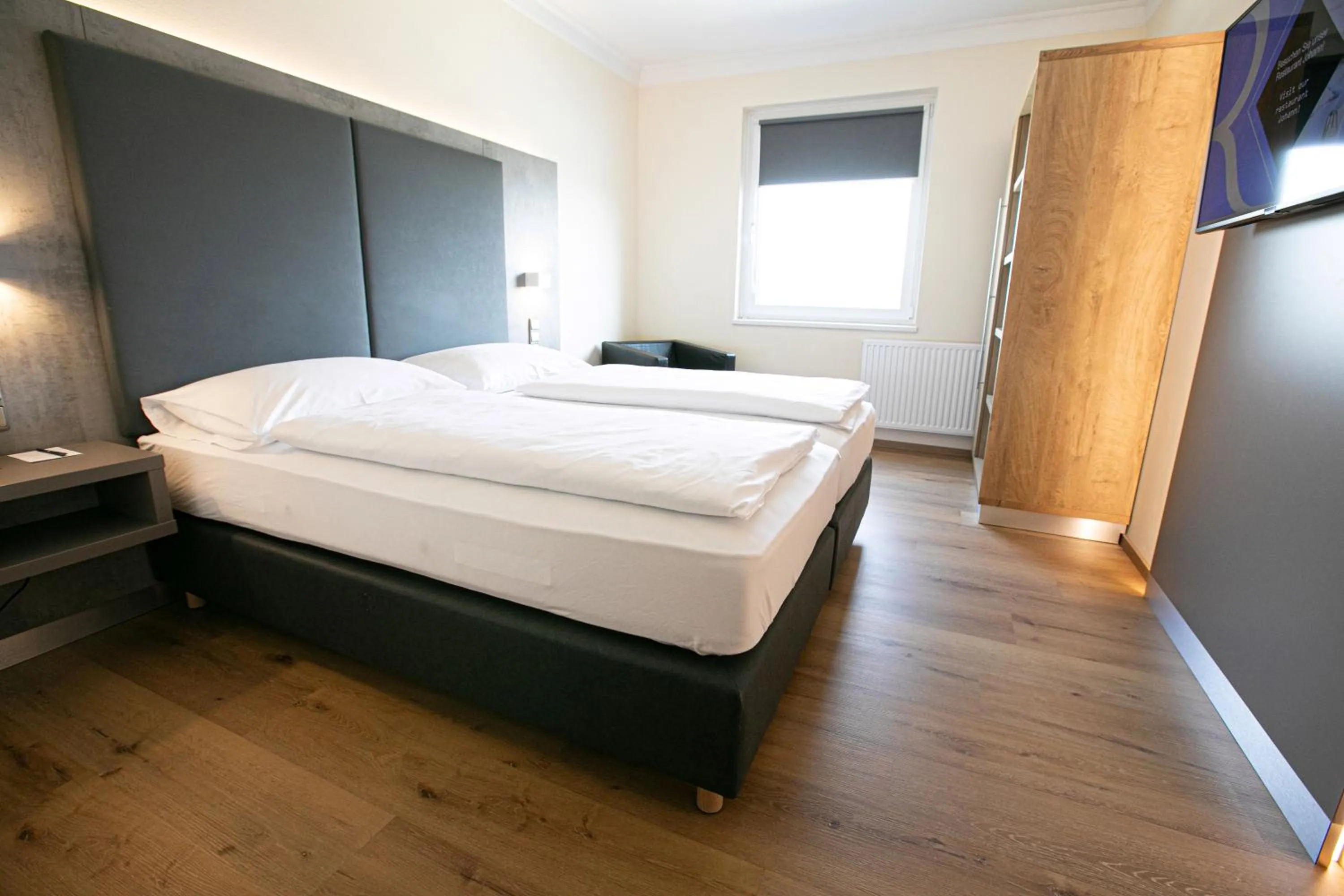 Photo of the whole room, Bed in Das Reinisch Just Rooms