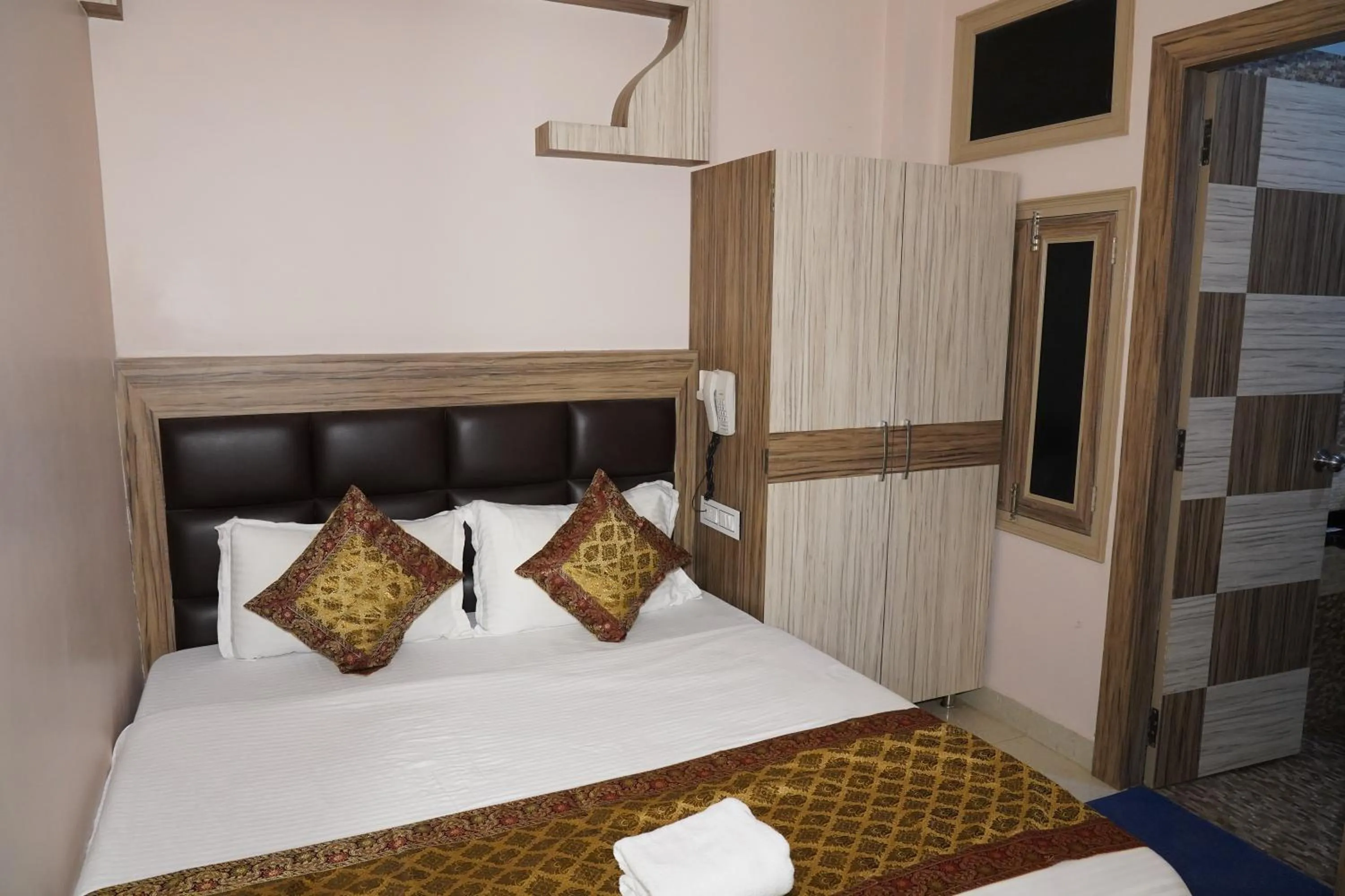 Bedroom, Bed in Hotel City Palace