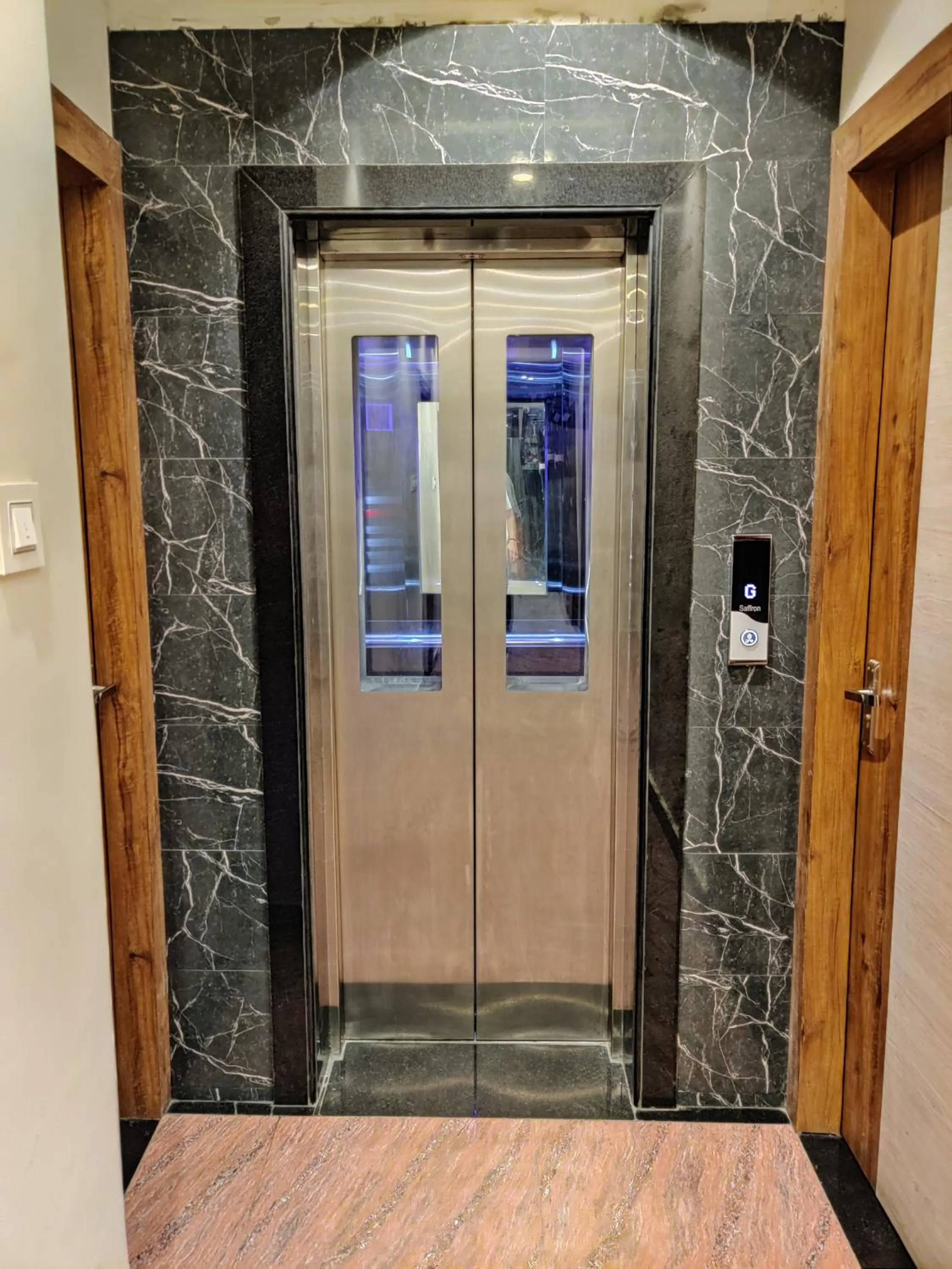 elevator in Hotel City Palace