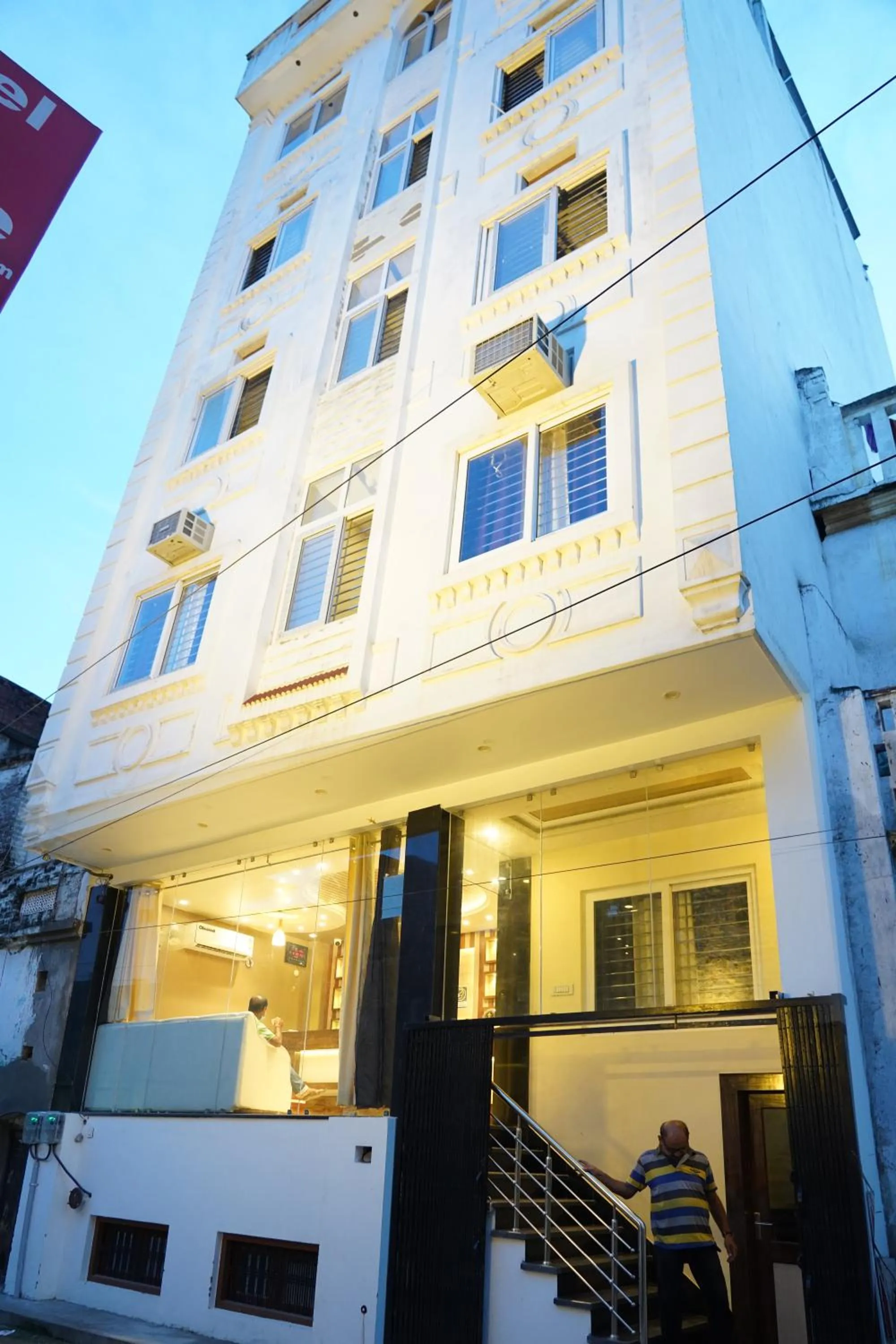 Property building in Hotel City Palace