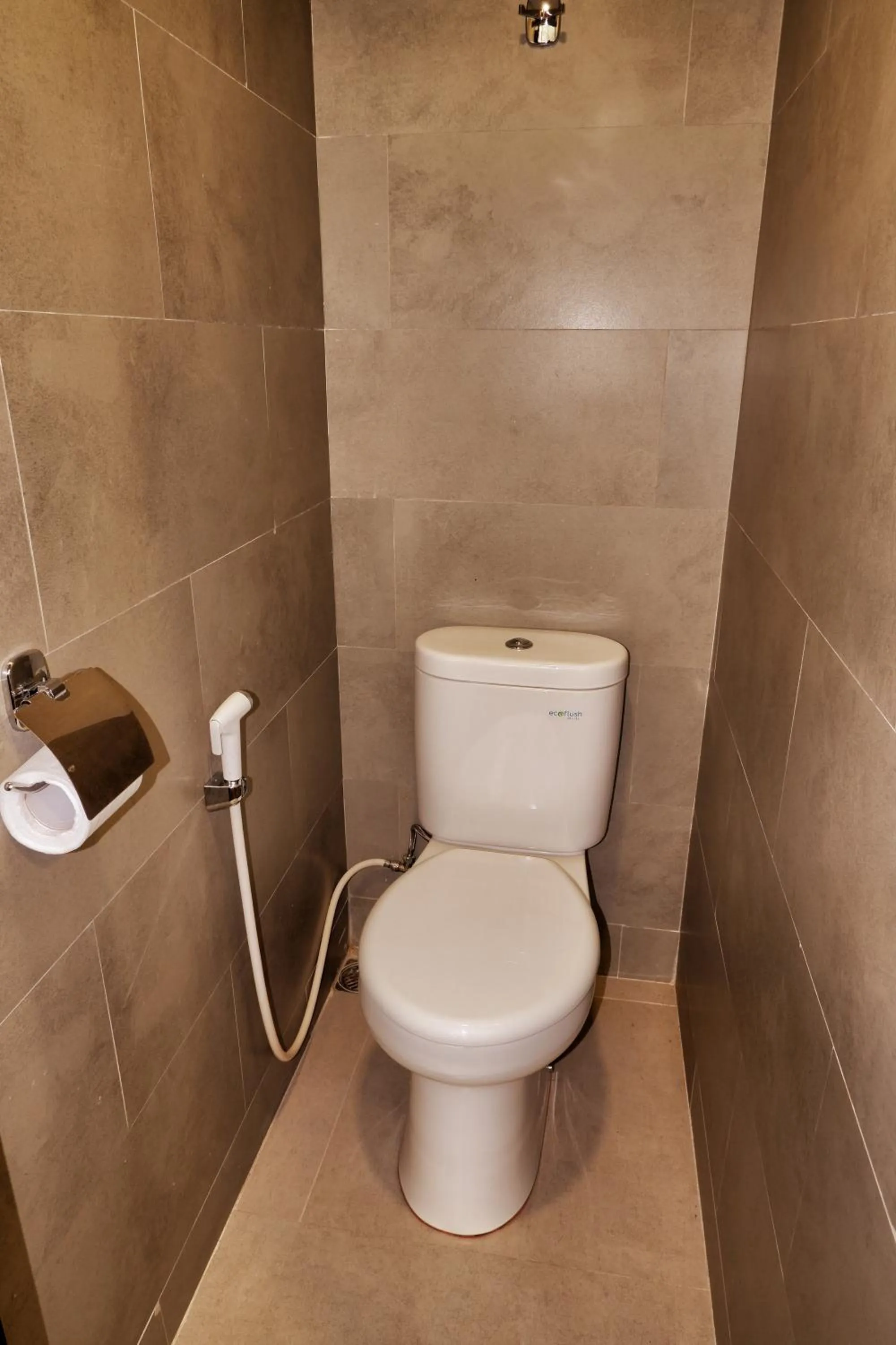 Toilet in Guest House 555 NKI