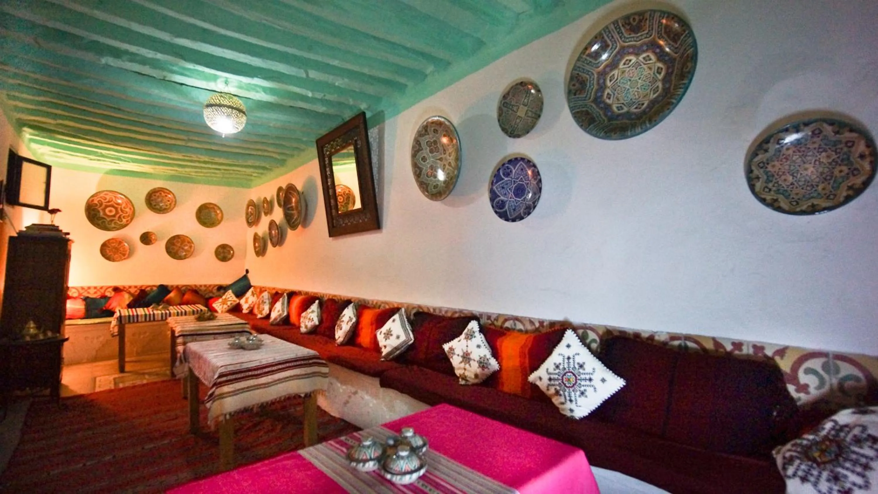 Restaurant/places to eat in Hotel Casa Miguel