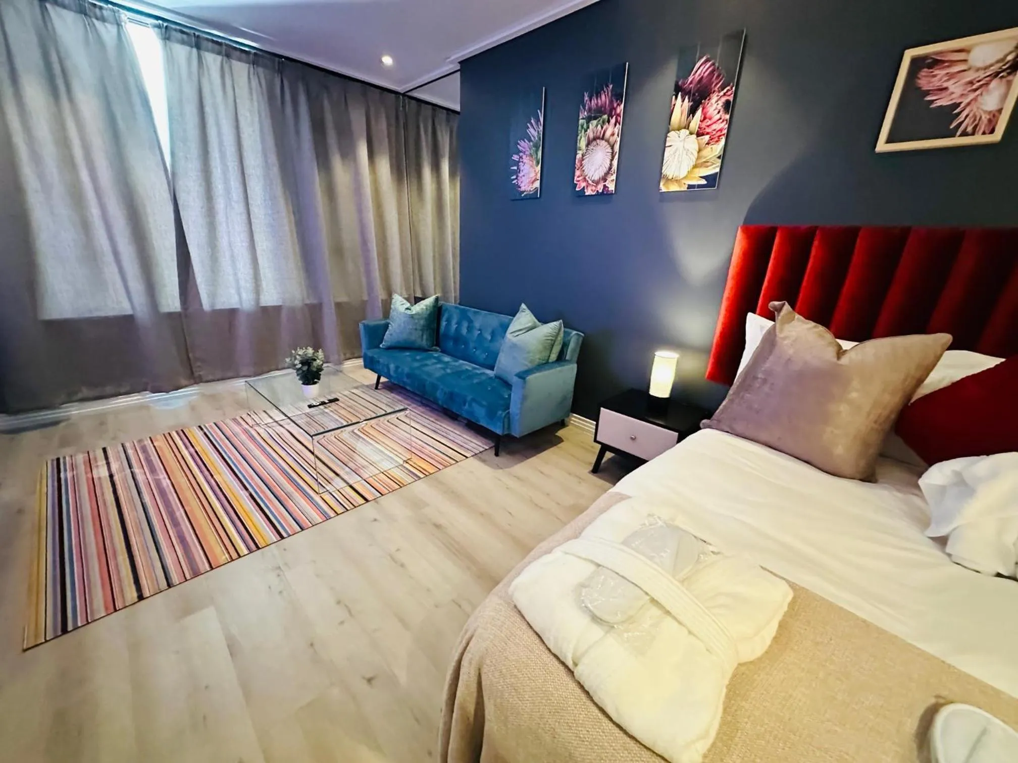 Seating area, Bed in Urban Elephant 16 On Bree