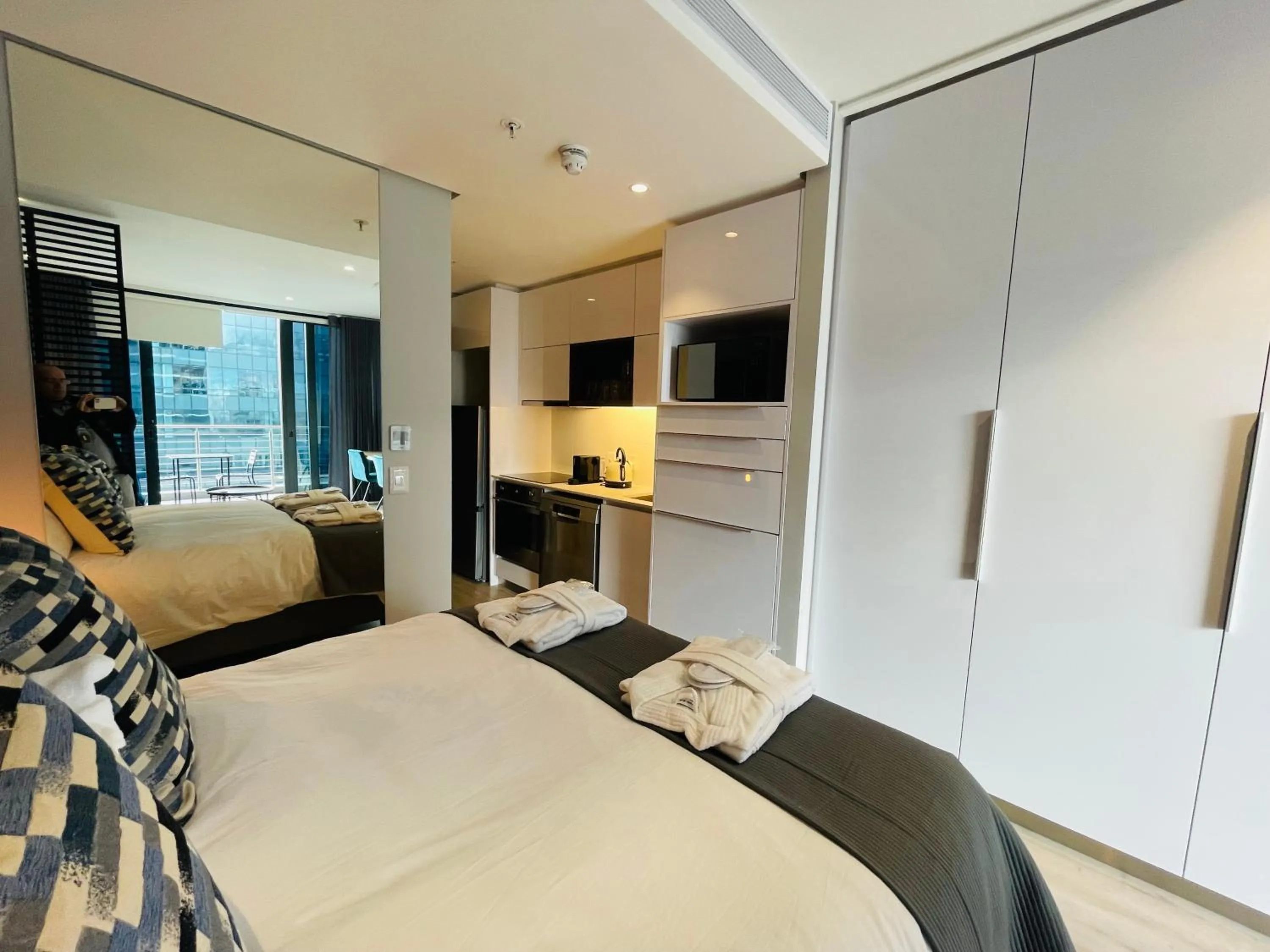 Photo of the whole room, Bed in Urban Elephant 16 On Bree