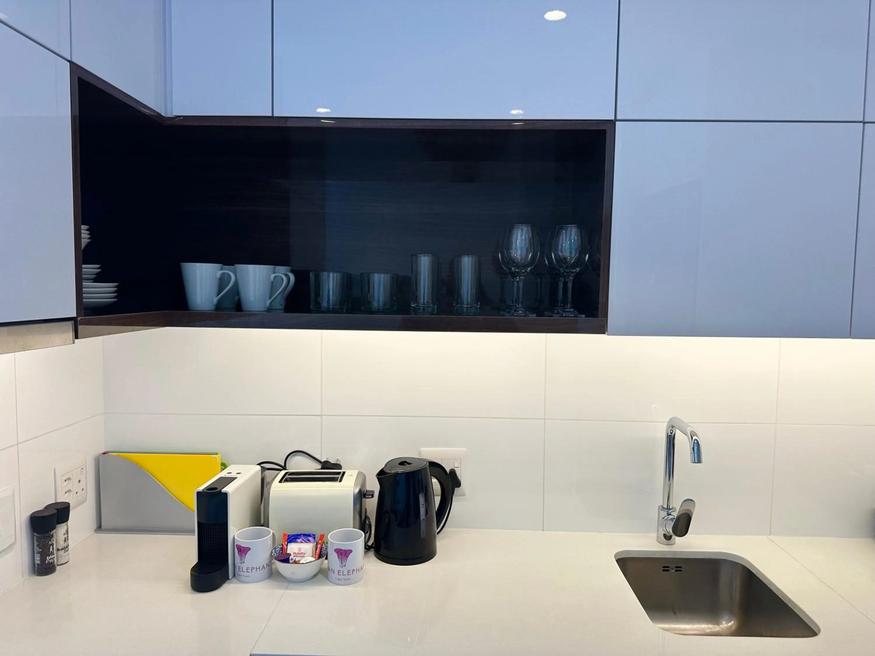 Coffee/tea facilities in Urban Elephant 16 On Bree