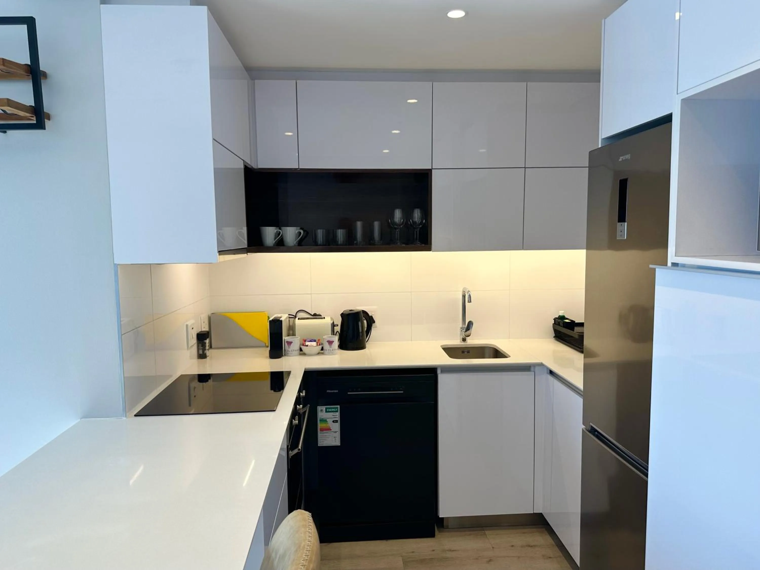 Coffee/tea facilities in Urban Elephant 16 On Bree