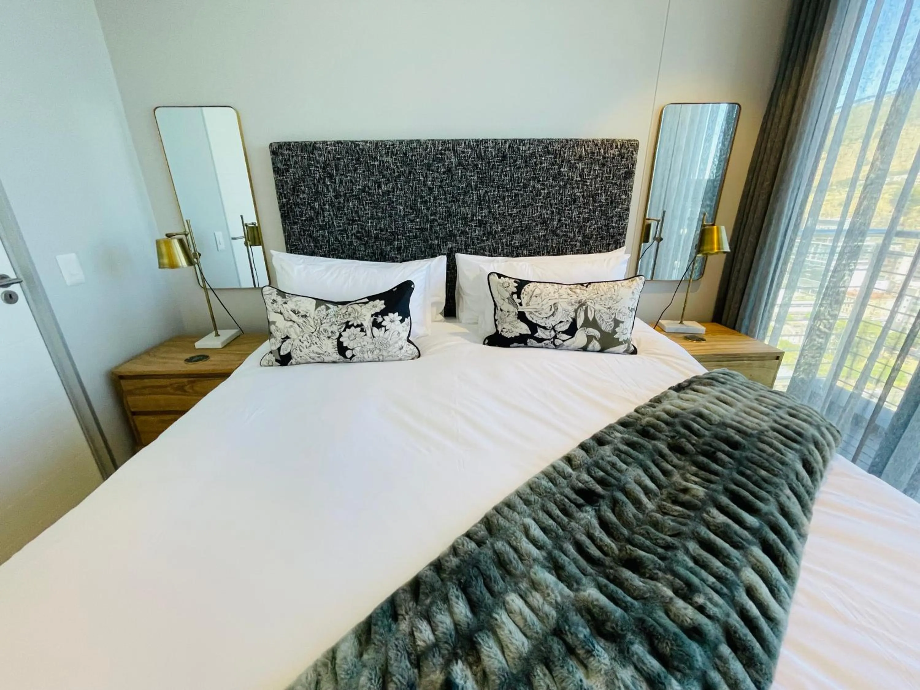 Bed in Urban Elephant 16 On Bree