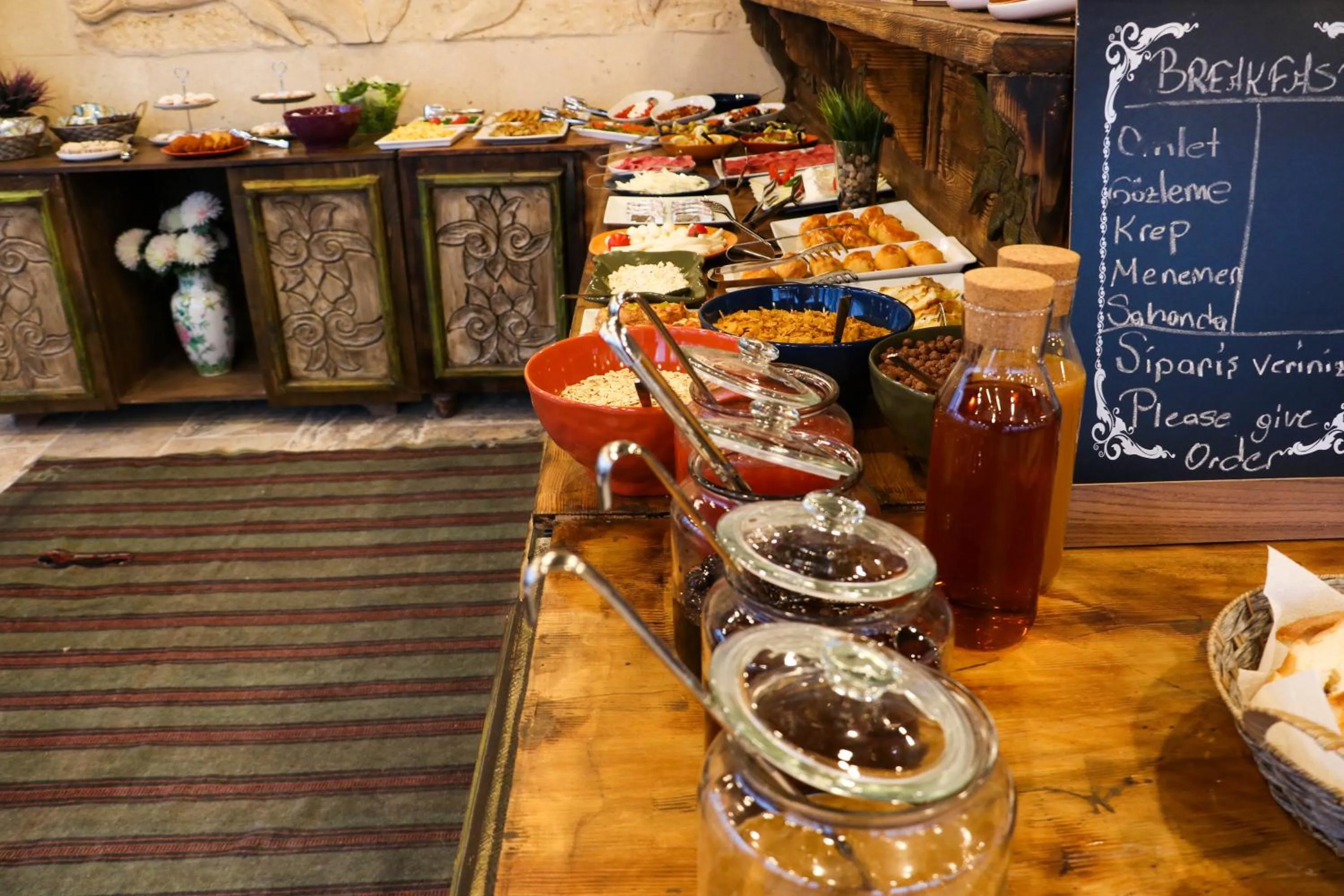 Breakfast in Olivia Cave Hotel