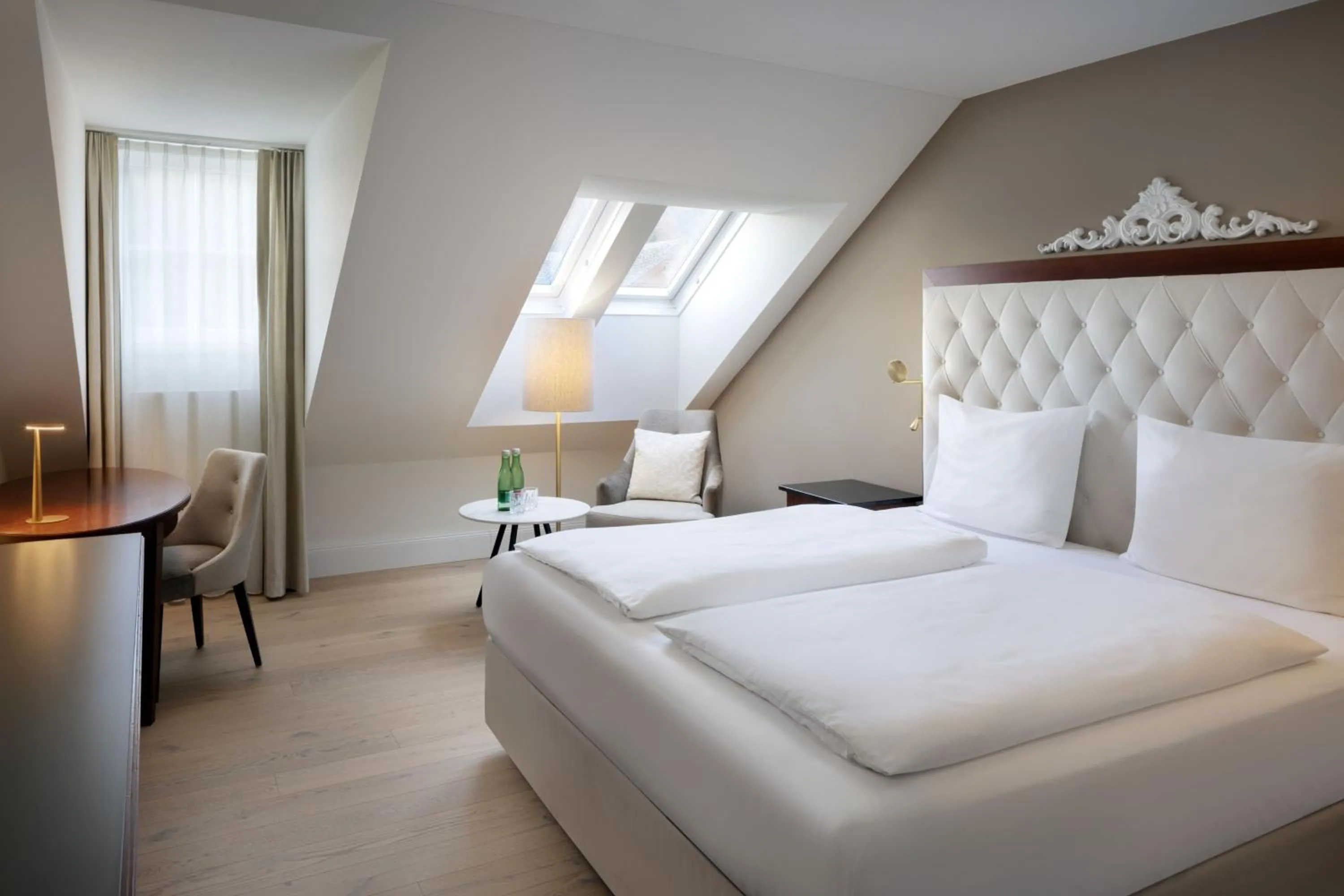 Photo of the whole room, Bed in Arabella Jagdhof Resort am Fuschlsee, a Tribute Portfolio Hotel