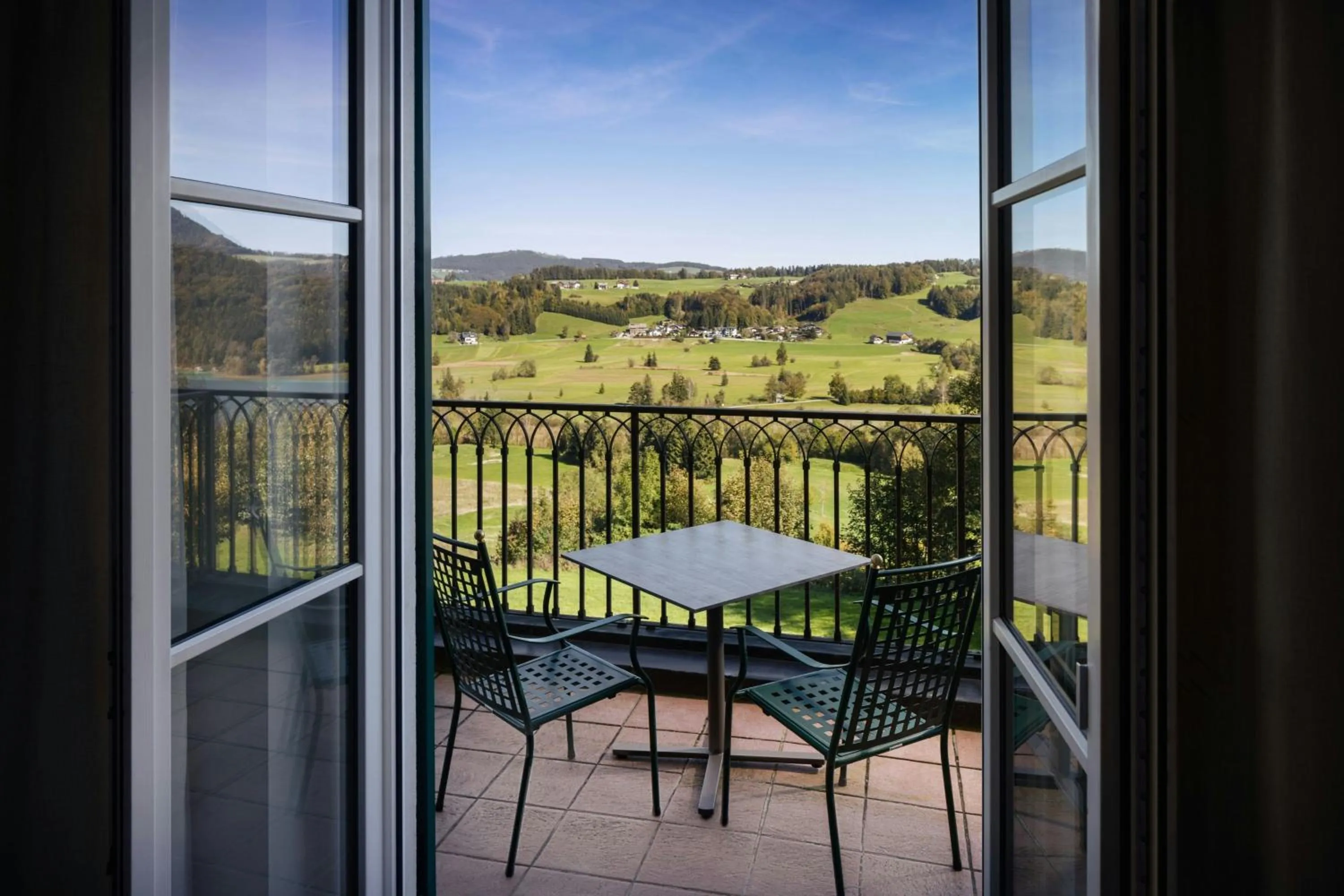Photo of the whole room in Arabella Jagdhof Resort am Fuschlsee, a Tribute Portfolio Hotel