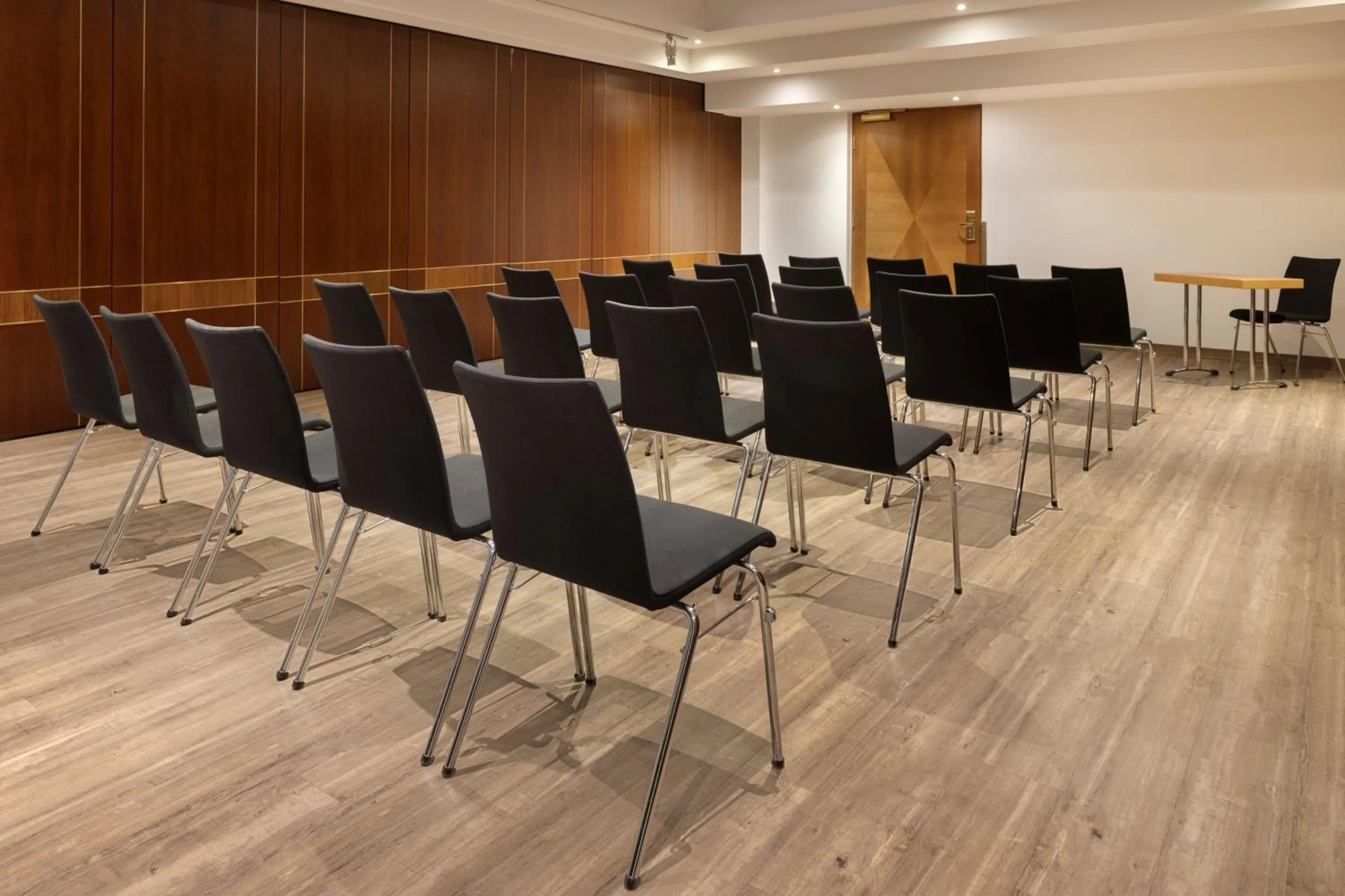 Meeting/conference room in Arabella Jagdhof Resort am Fuschlsee, a Tribute Portfolio Hotel